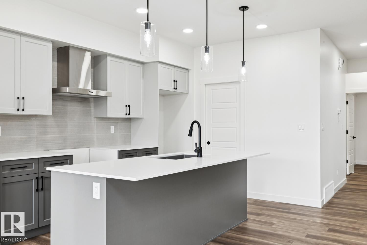 Photo 10 at 1519 11 Avenue NW, Aster, Edmonton