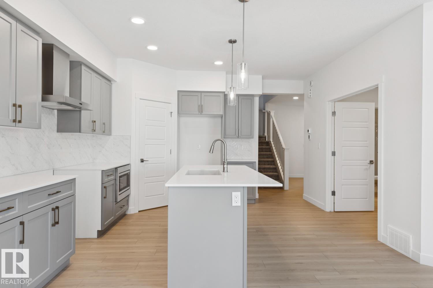 Photo 14 at 4007 208 Street NW, Edgemont, Edmonton