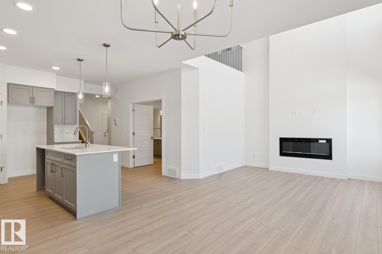 4007 208 Street NW, Edgemont, Edmonton