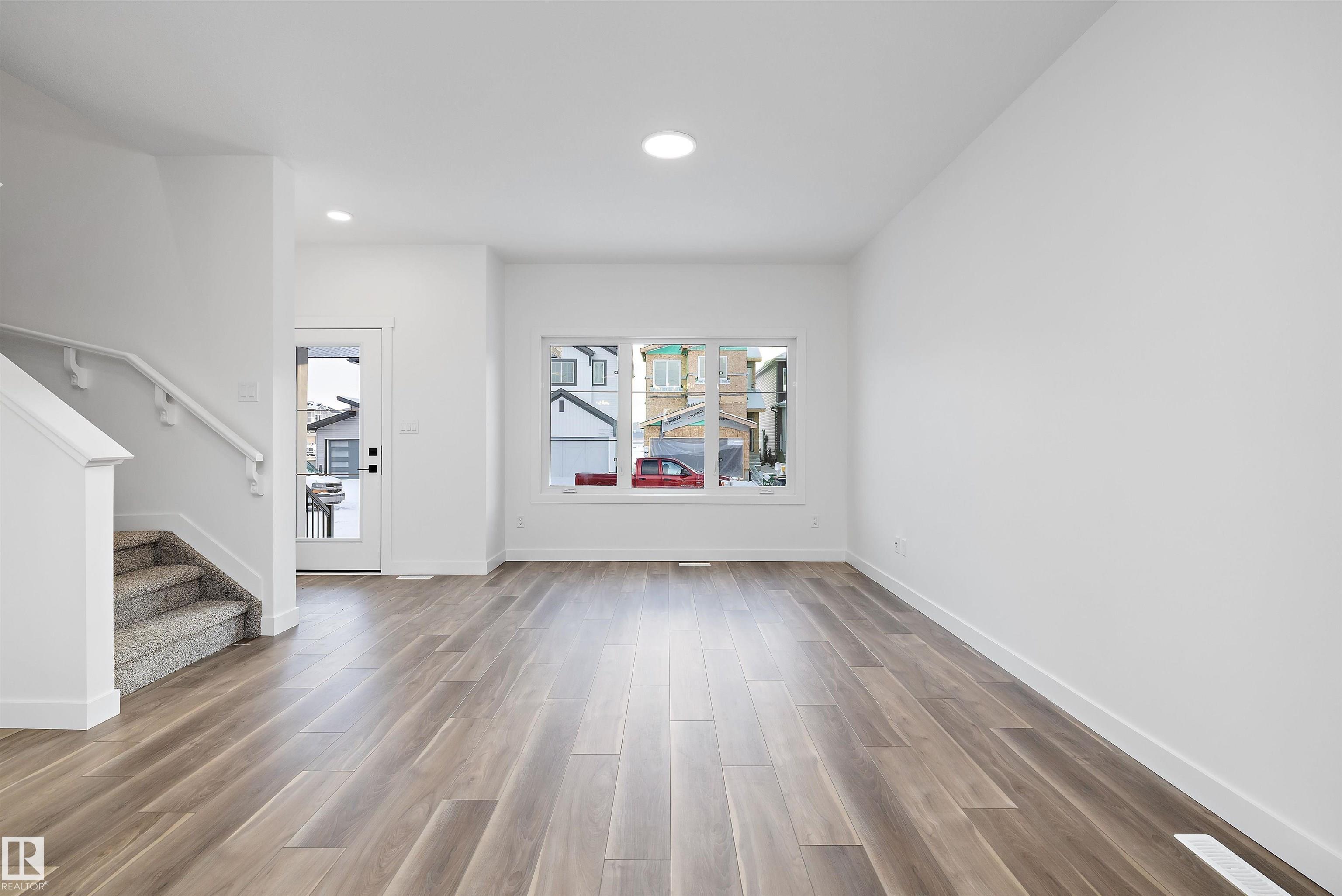 Photo 7 at 18924 28 Avenue NW, The Uplands, Edmonton