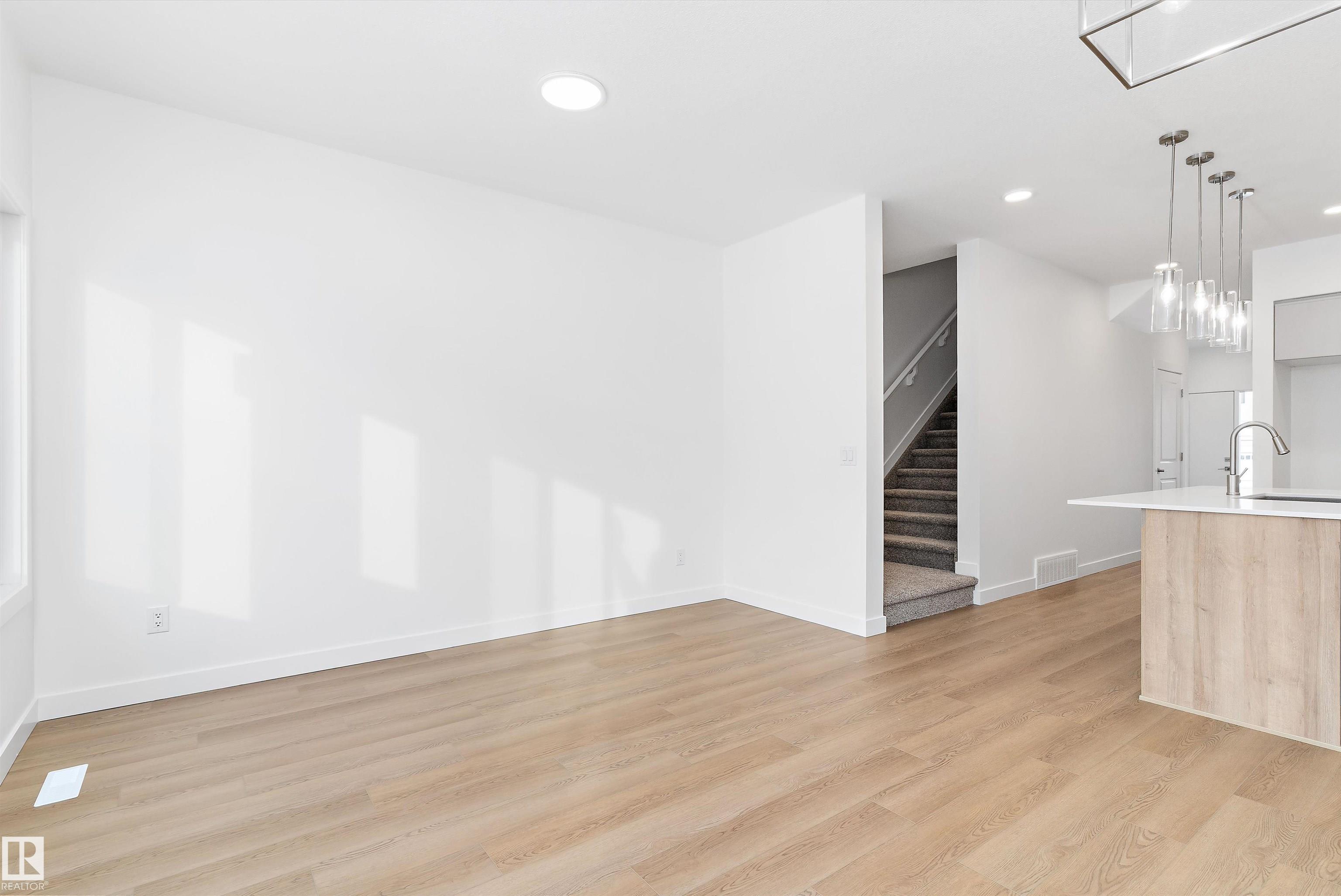 Photo 18 at 2012 191 Street NW, River's Edge, Edmonton