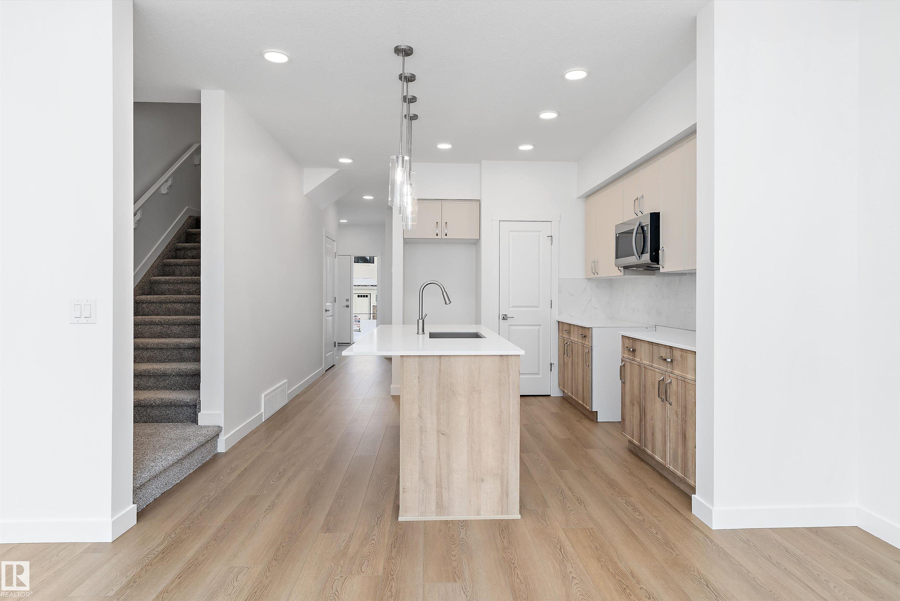 Photo 10 at 2012 191 Street NW, River's Edge, Edmonton