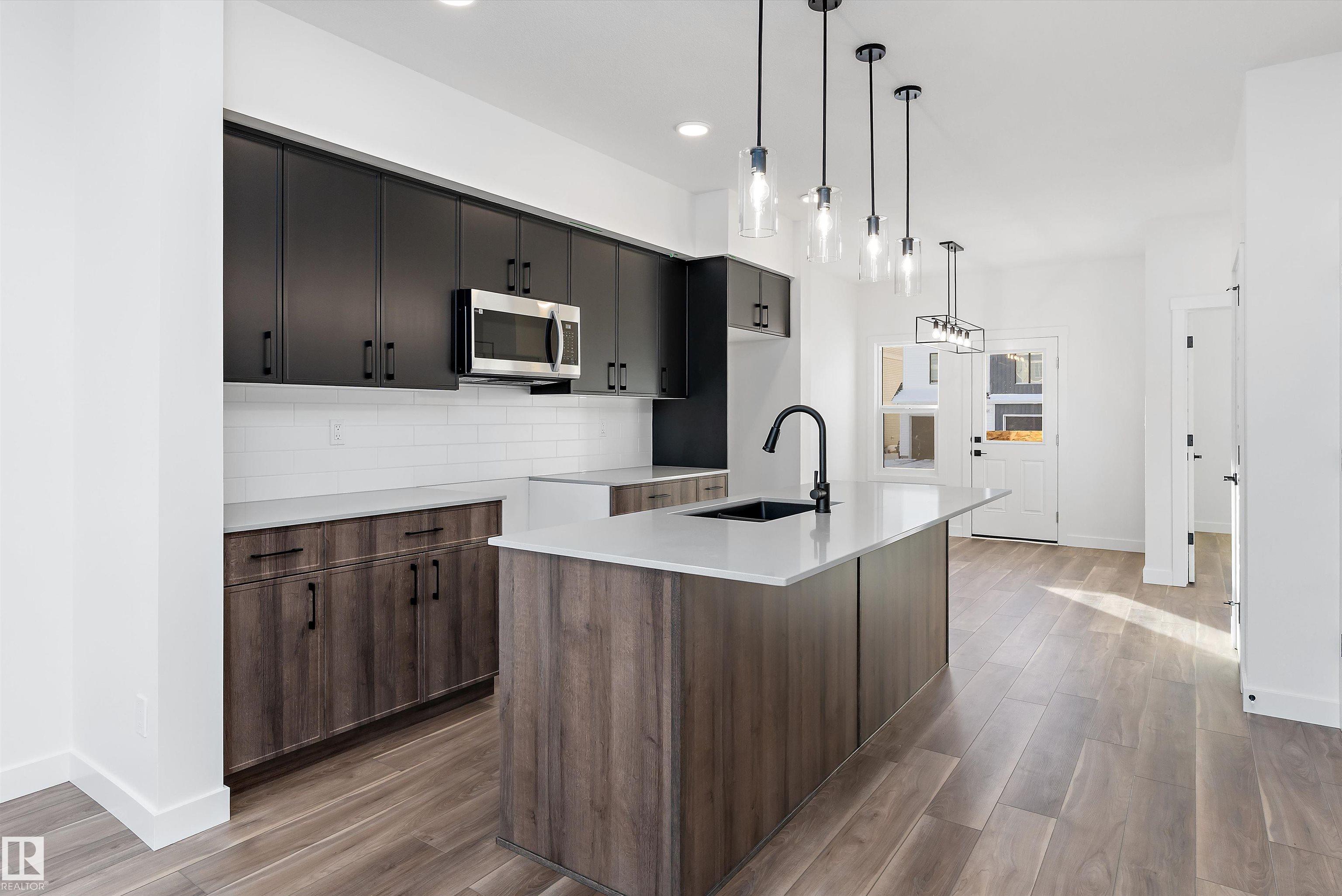 Photo 11 at 2016 191 Street NW, River's Edge, Edmonton