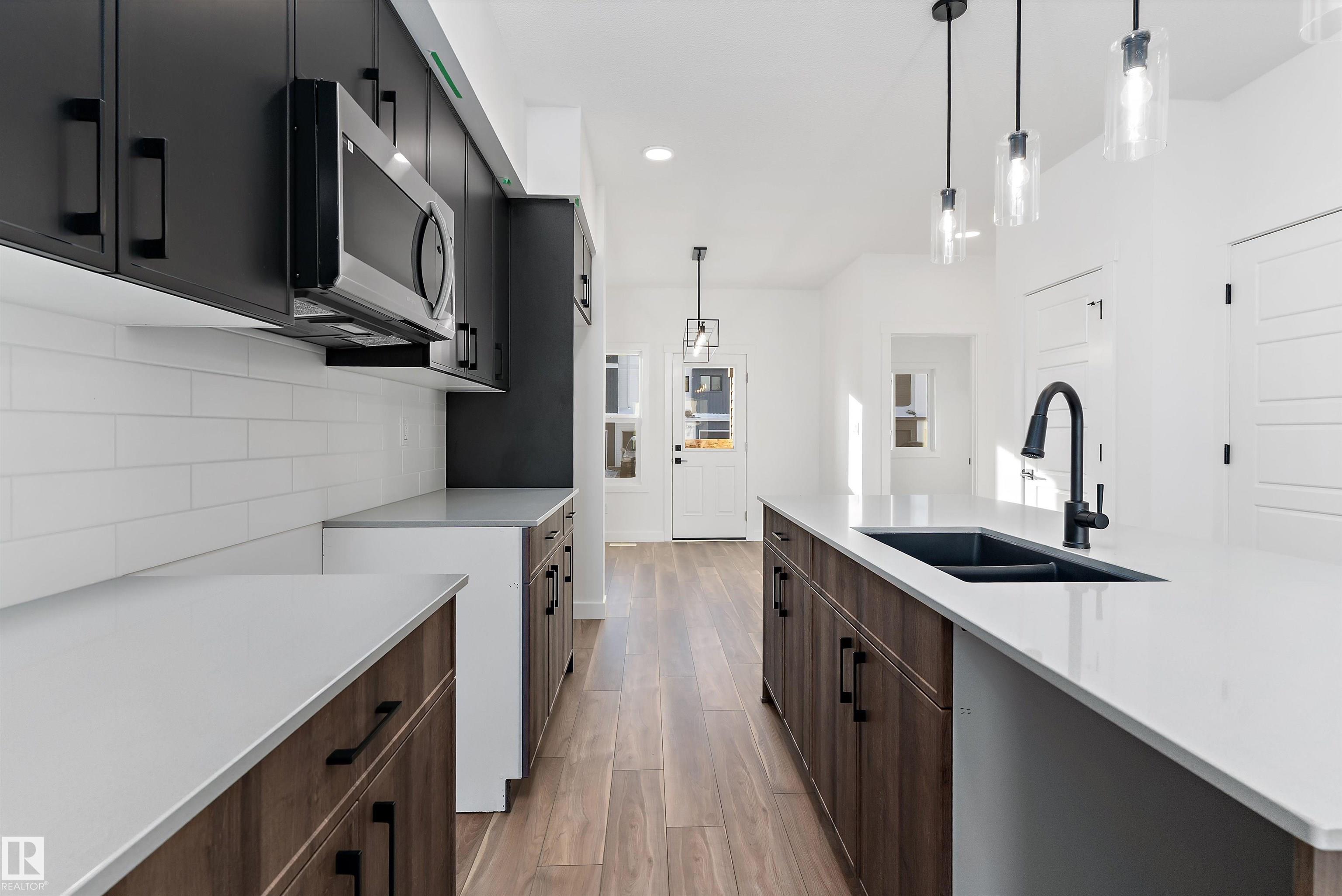 Photo 14 at 2016 191 Street NW, River's Edge, Edmonton