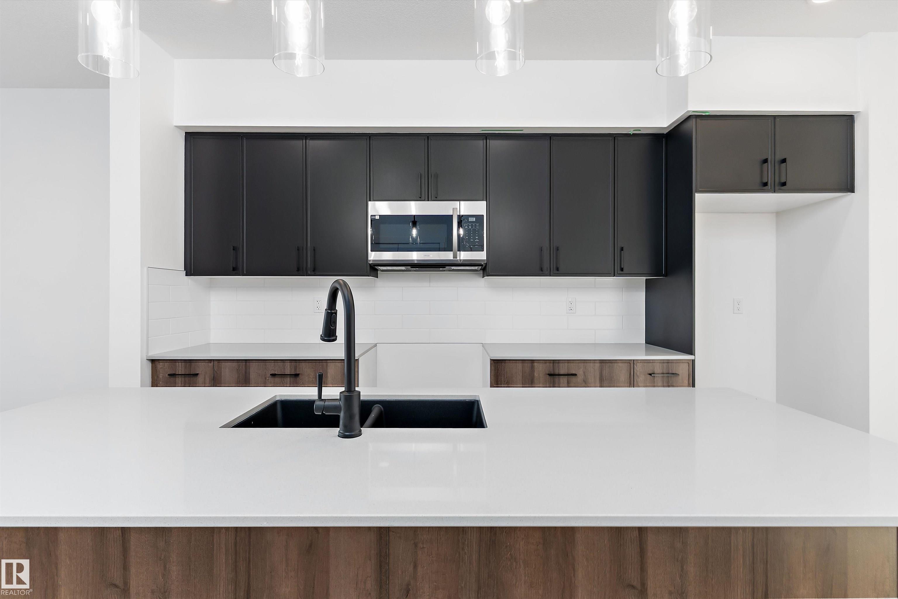 Photo 9 at 2016 191 Street NW, River's Edge, Edmonton