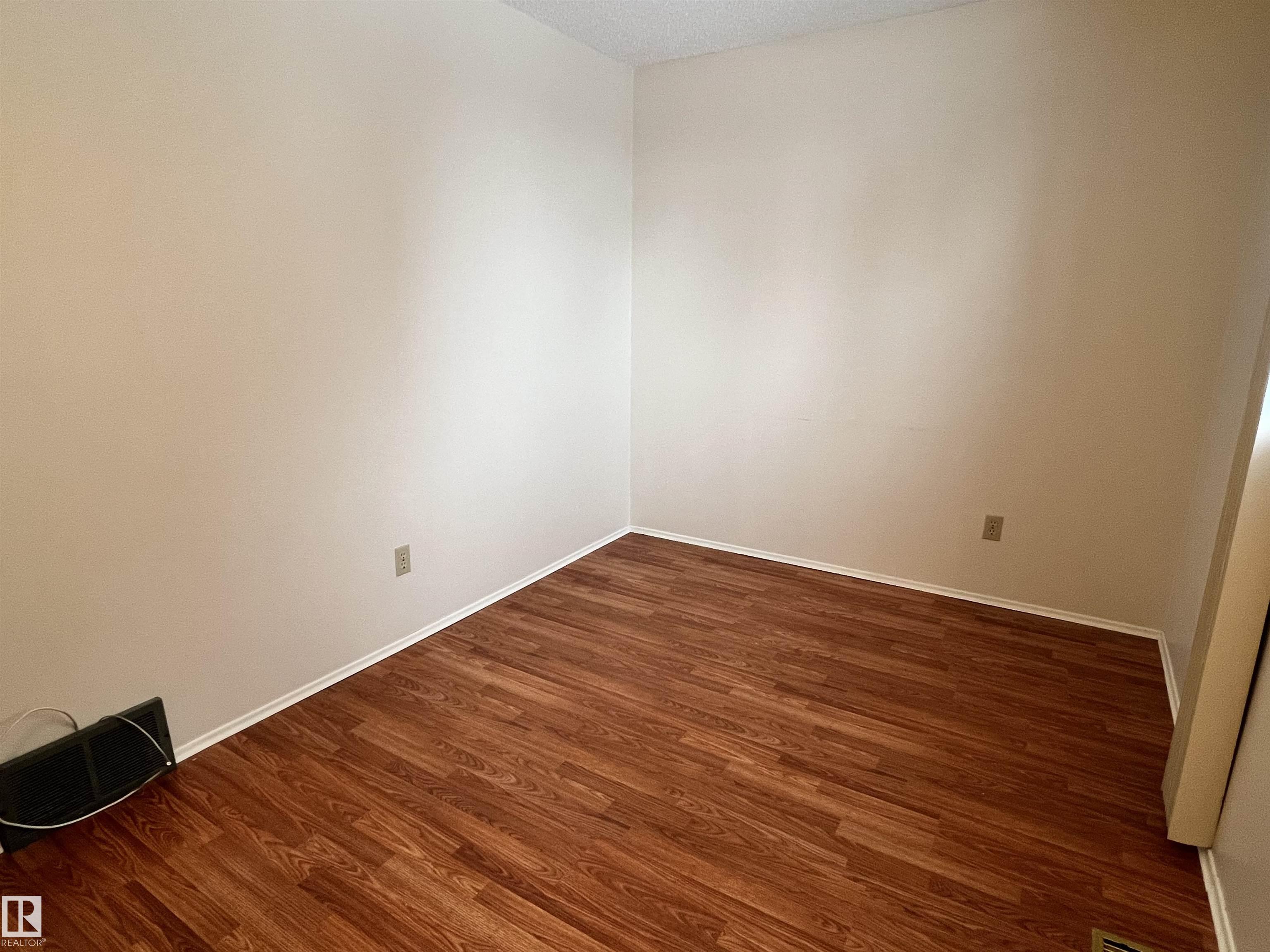 Photo 22 at 9303 99a Avenue, Morinville