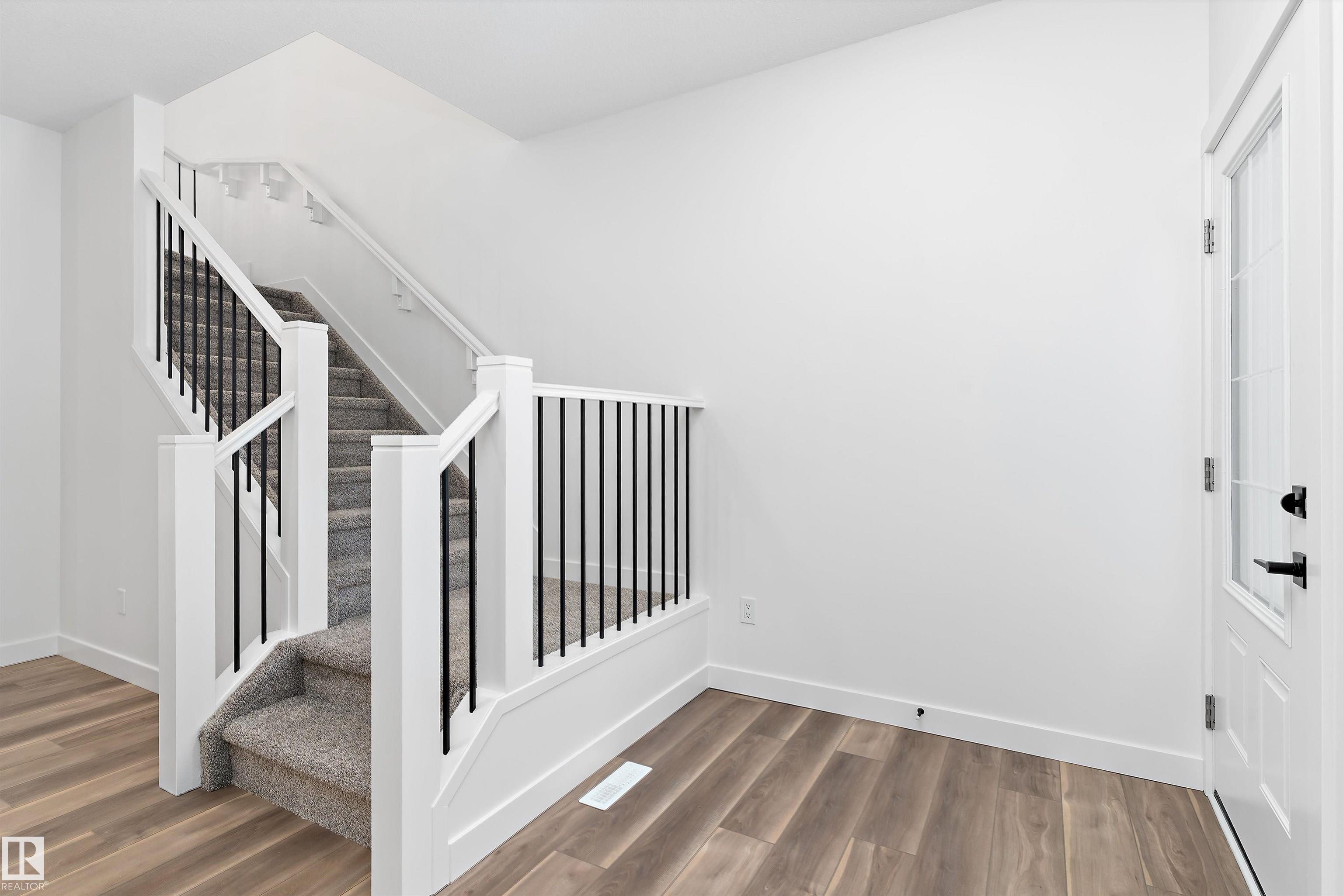 20704 43 Avenue NW, Edgemont, Edmonton