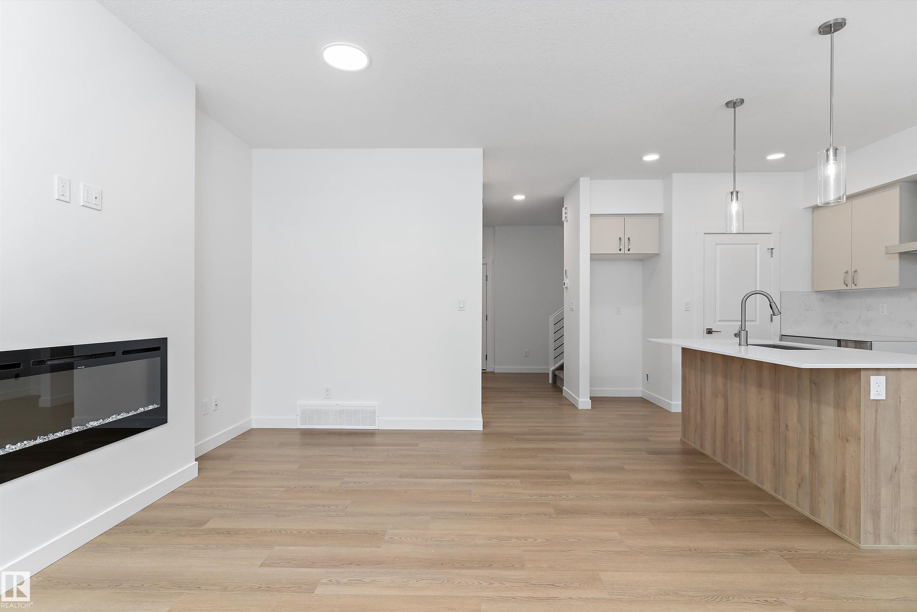 Photo 19 at 4232 208 Street NW, Edgemont, Edmonton