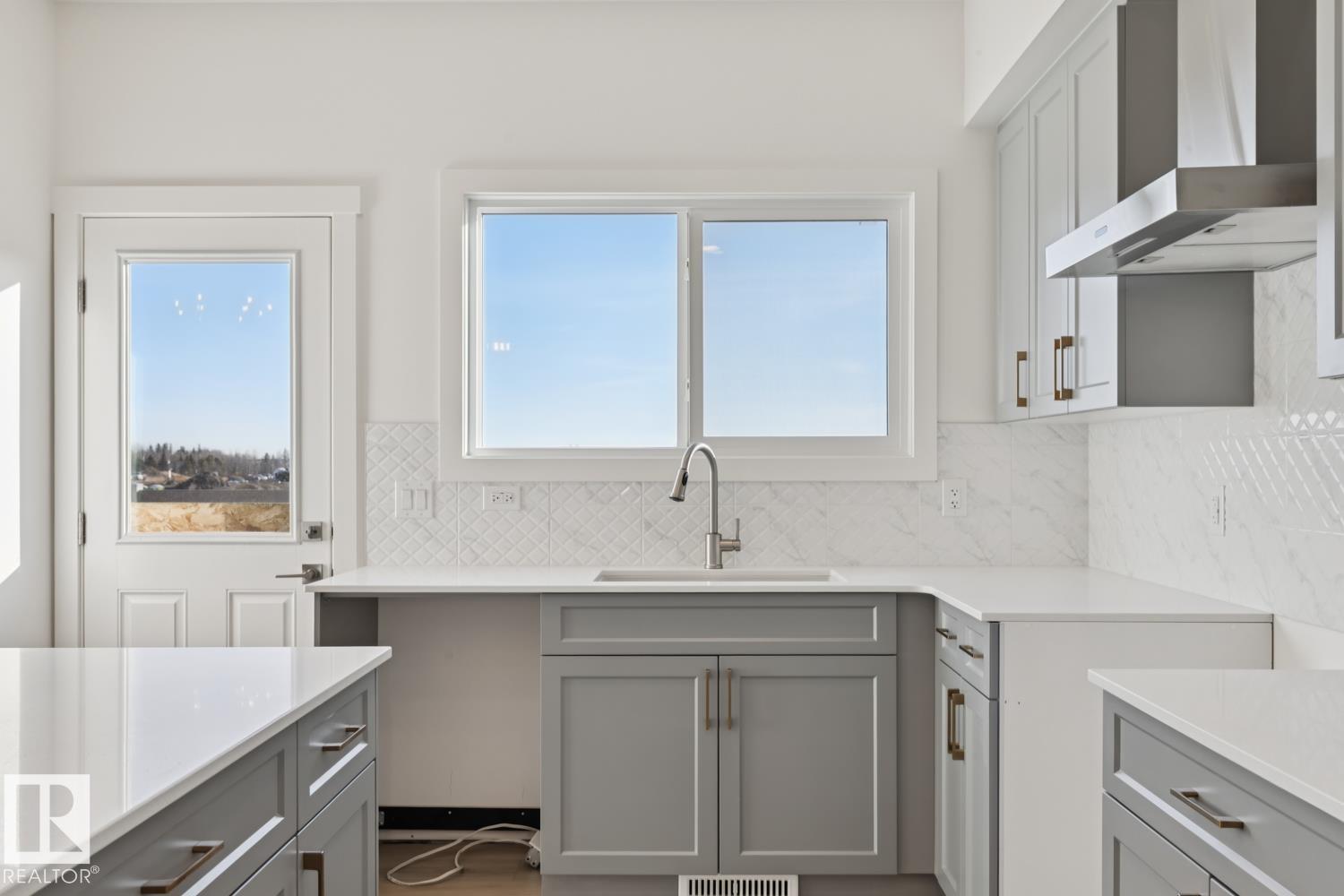 Photo 13 at 19027 20 Avenue NW, River's Edge, Edmonton