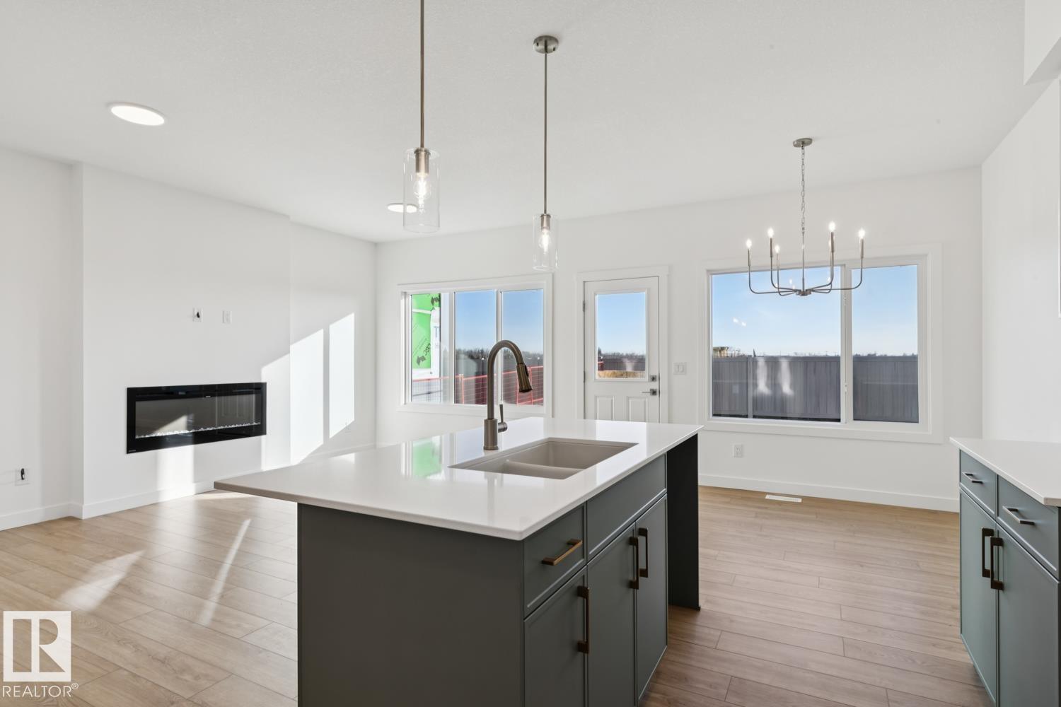 Photo 13 at 19043 20 Avenue NW, River's Edge, Edmonton