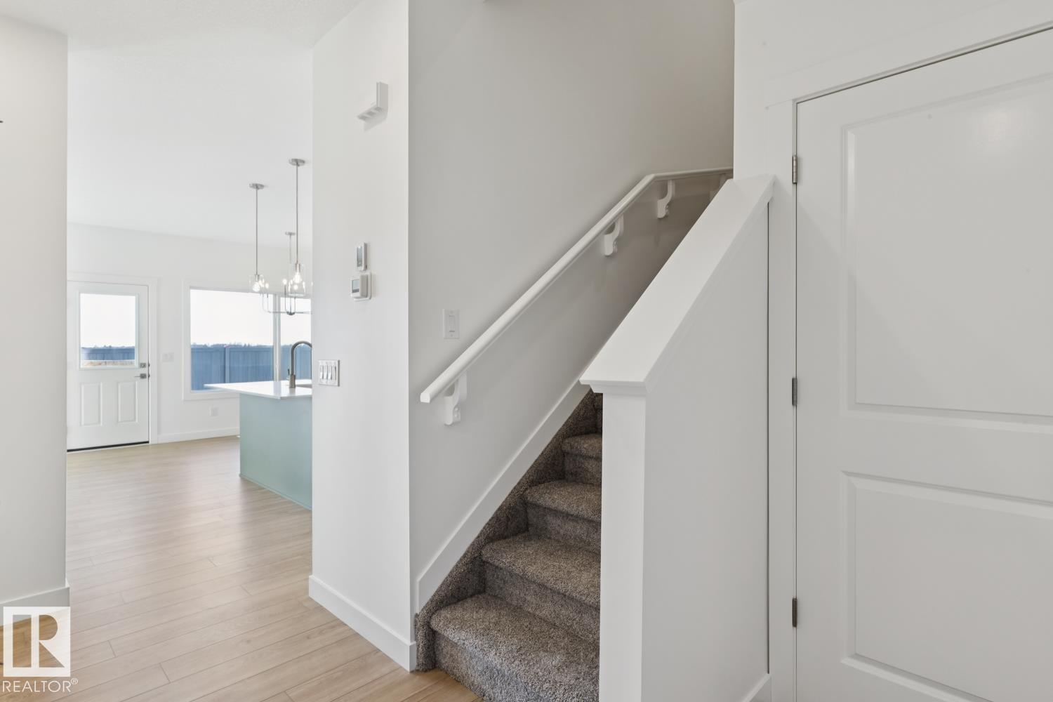 Photo 6 at 19043 20 Avenue NW, River's Edge, Edmonton