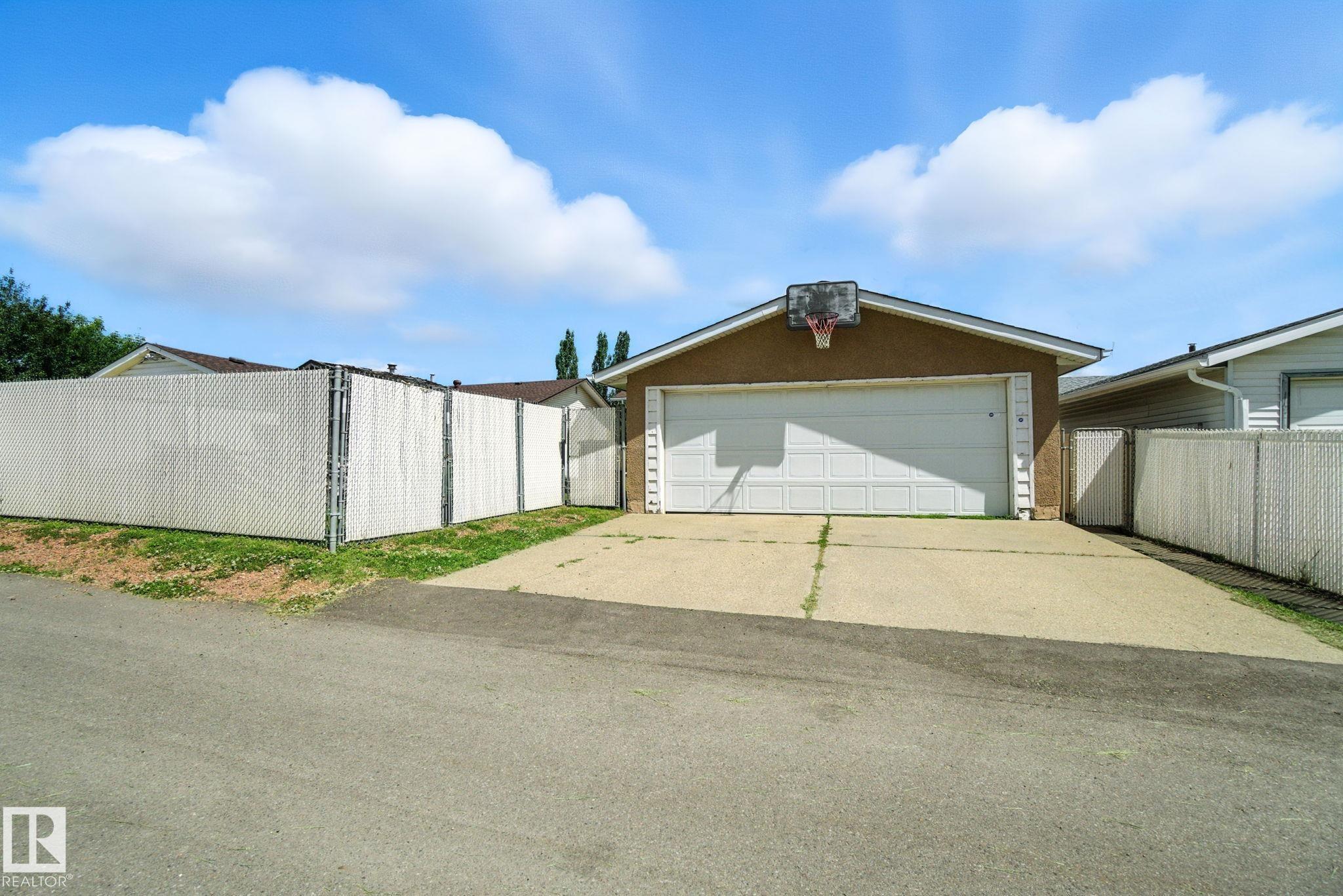 Photo 6 at 14936 81 Street NW, Kilkenny, Edmonton