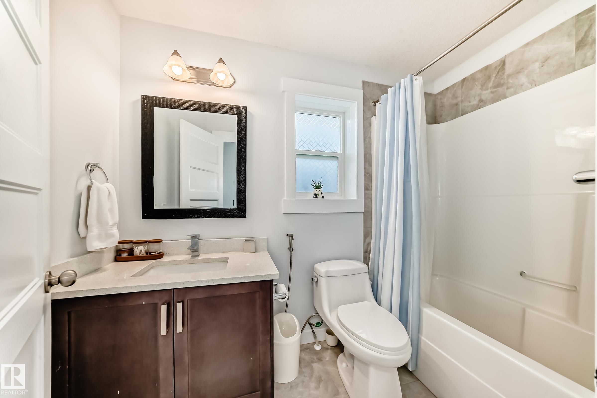 Photo 43 at 76 Strawberry Lane, Suntree, Leduc