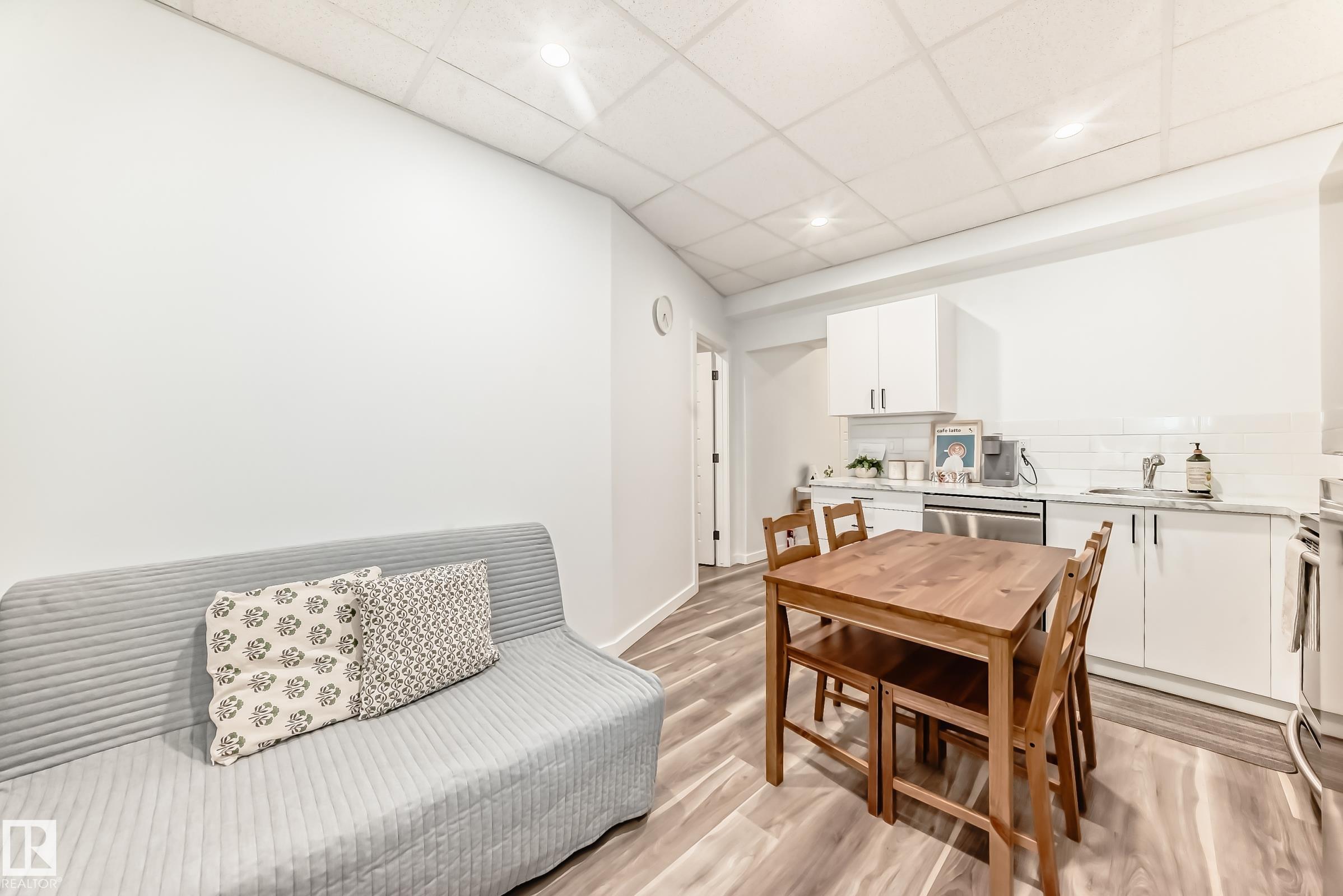 Photo 48 at 76 Strawberry Lane, Suntree, Leduc