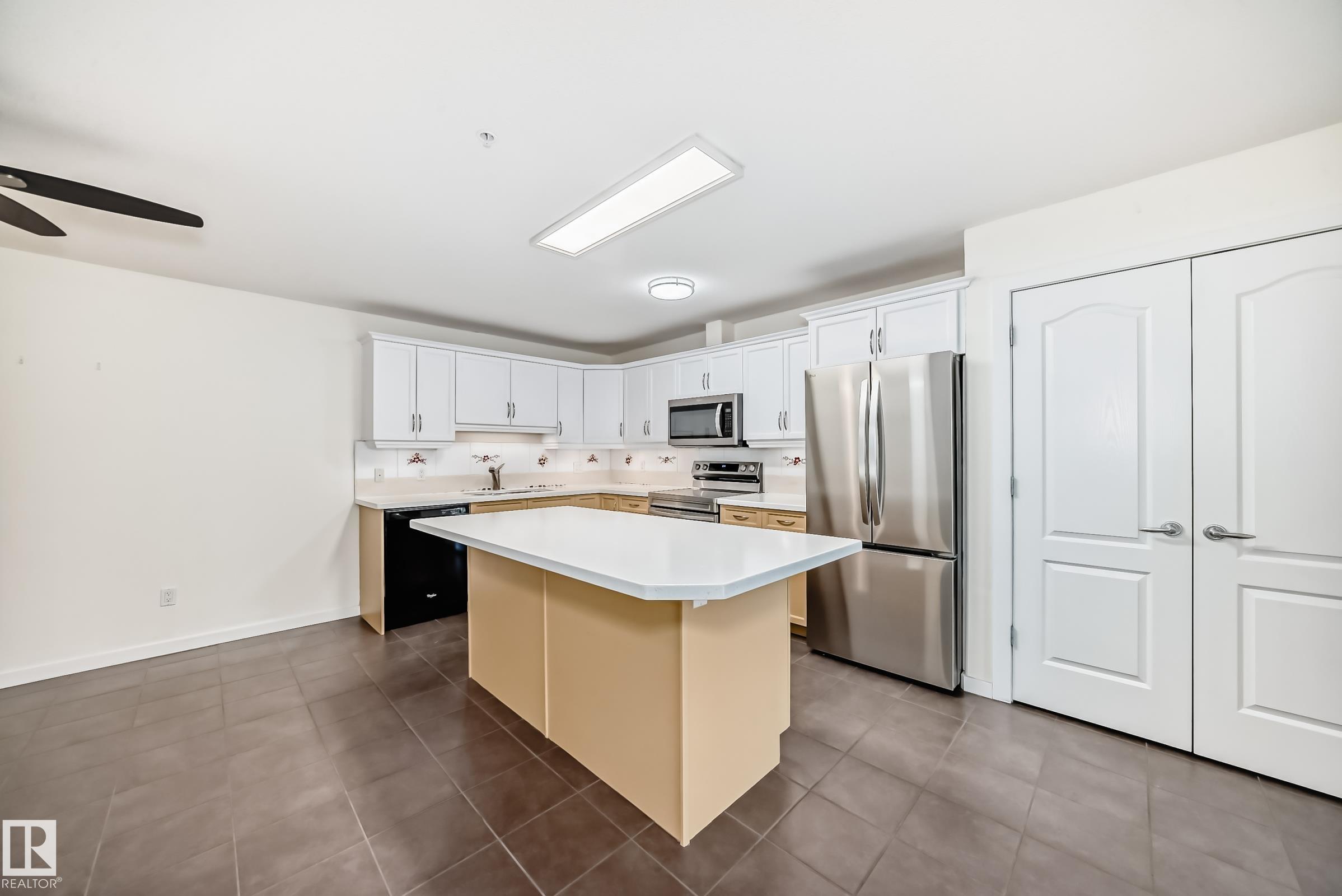 Picture for 278 SUDER GREENS DR NW