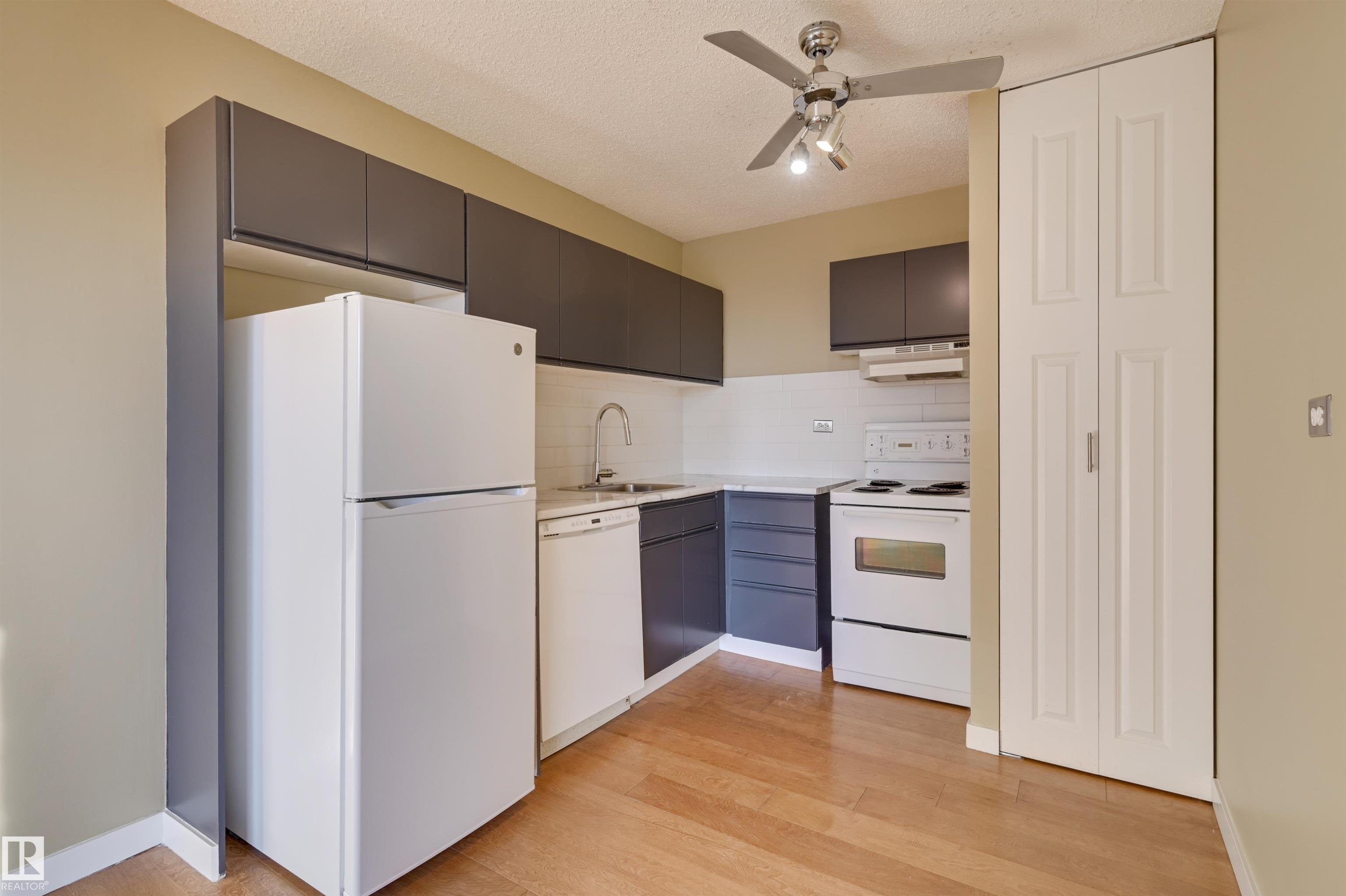 Photo 6 at 905 - 10150 117 Street NW, Wîhkwêntôwin, Edmonton