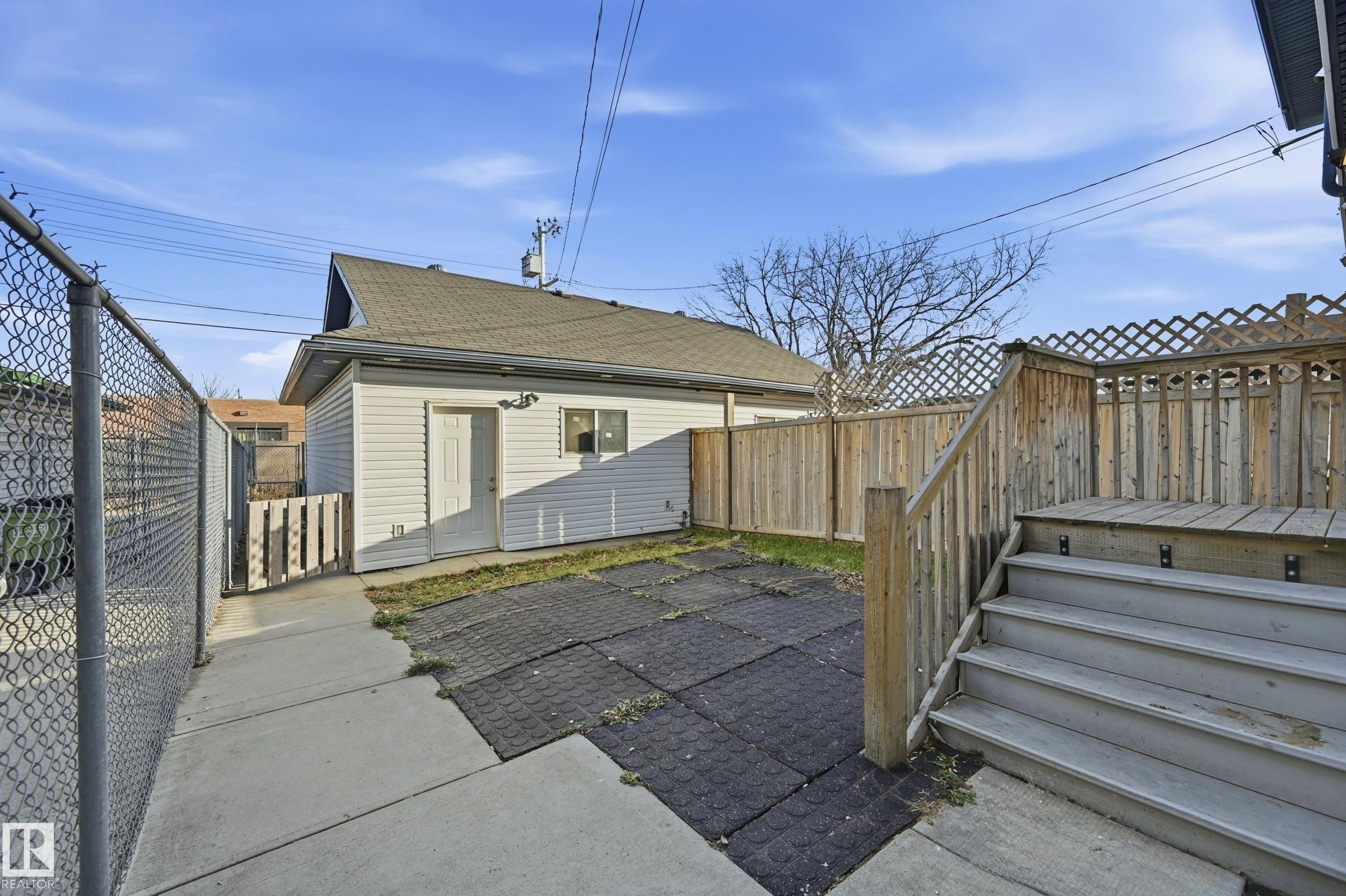 Photo 37 at 11727 83 Street NW, Parkdale, Edmonton