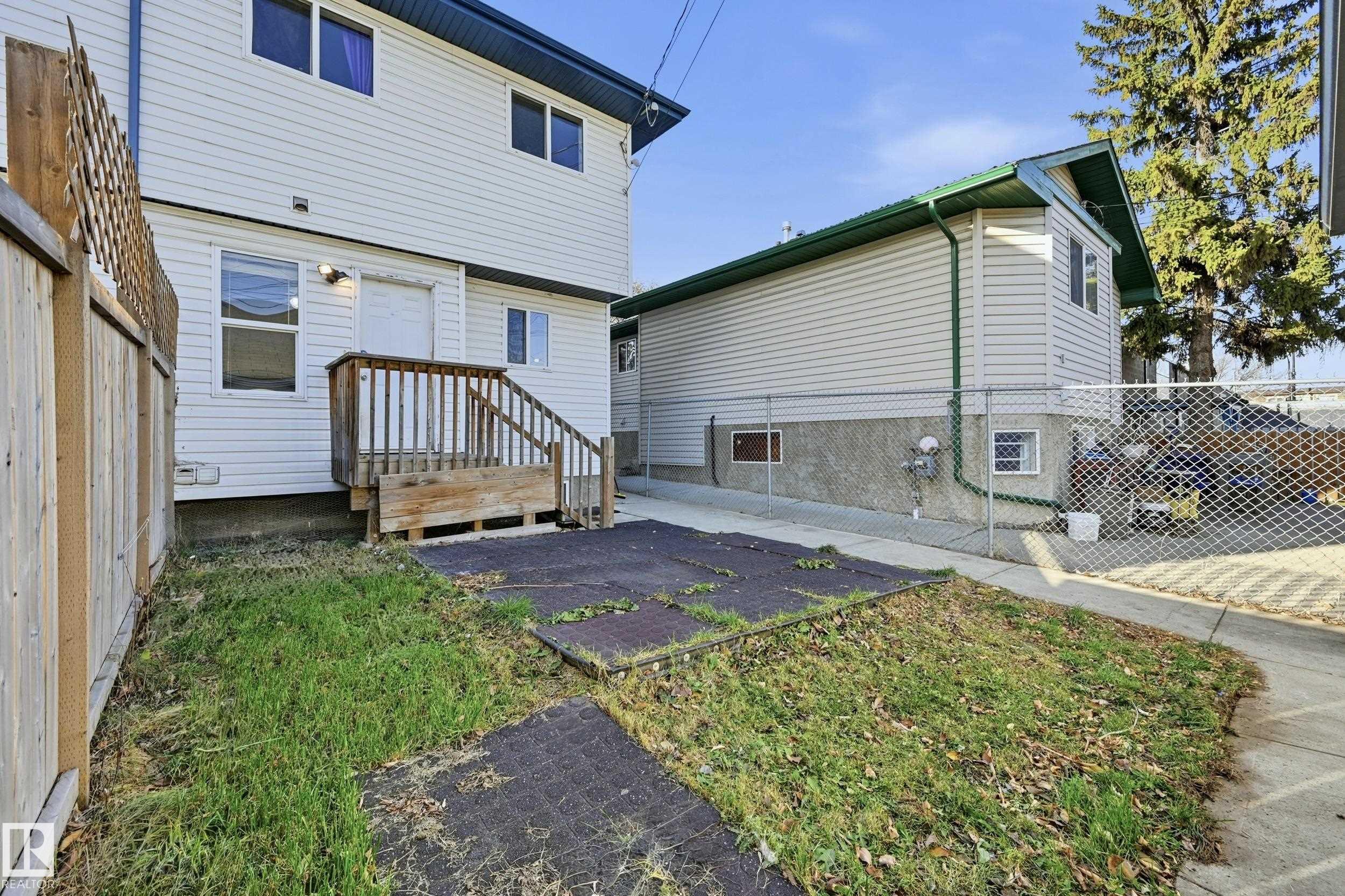 Photo 38 at 11727 83 Street NW, Parkdale, Edmonton