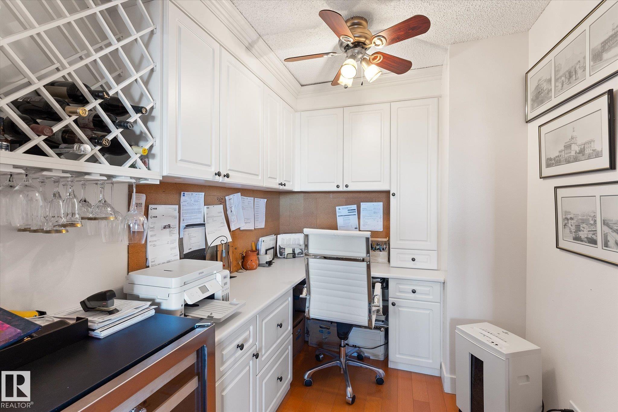 Photo 19 at 1002 - 9923 103 Street NW, Downtown, Edmonton