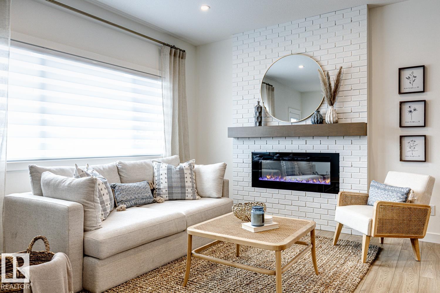 301 Juniper Cove, Woodbend, Leduc