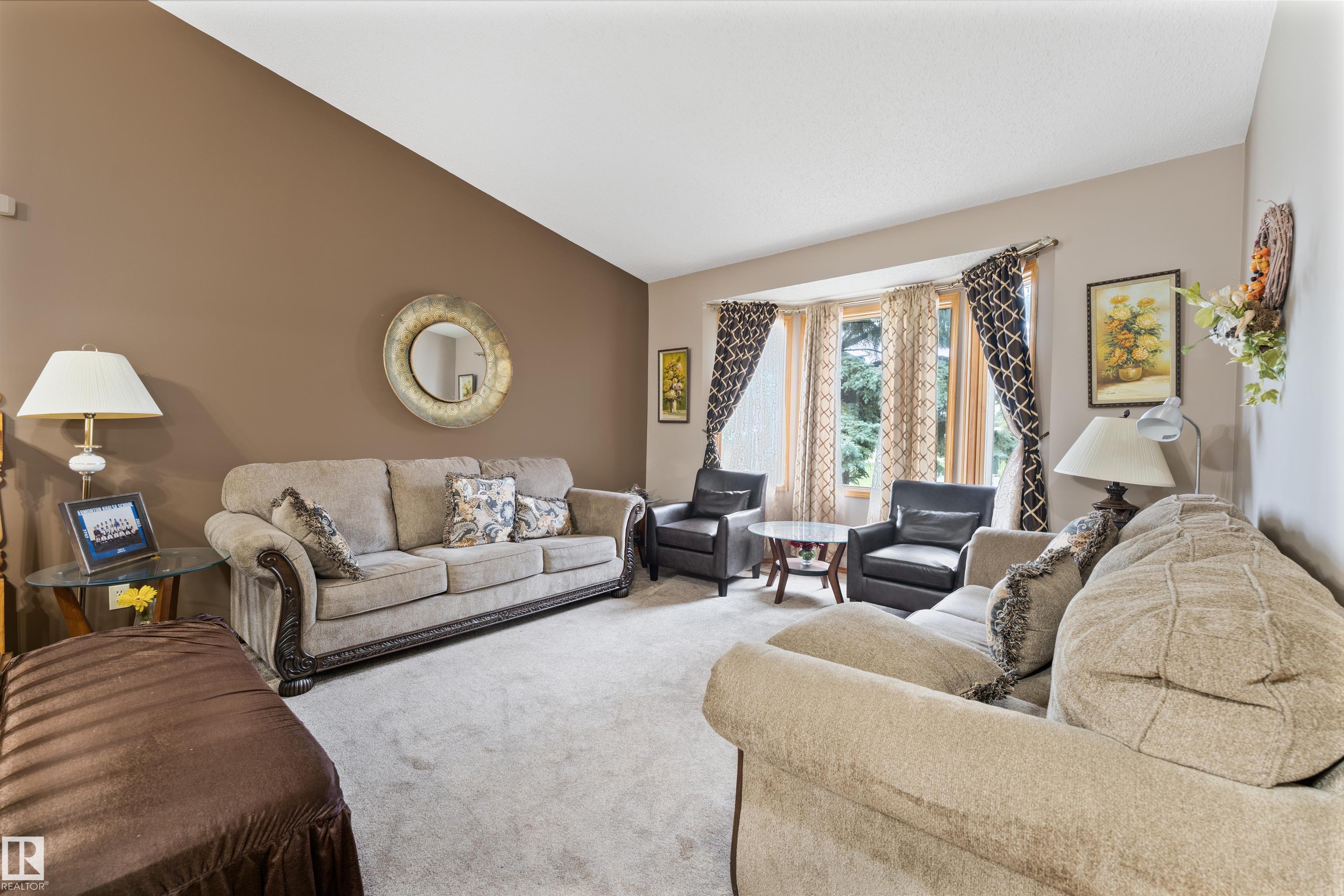 Picture for 4231 32 AV NW