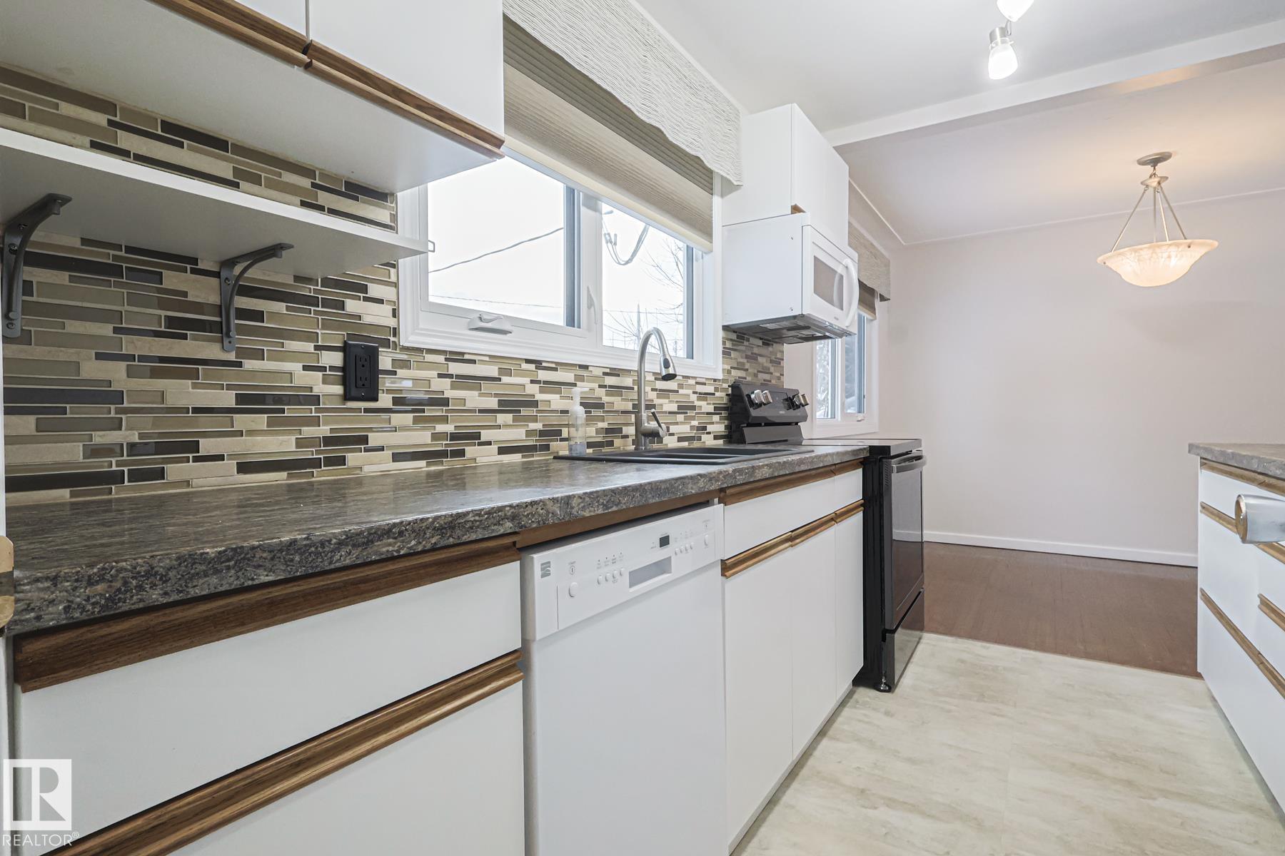 Photo 15 at 13419 102 Street NW, Rosslyn, Edmonton