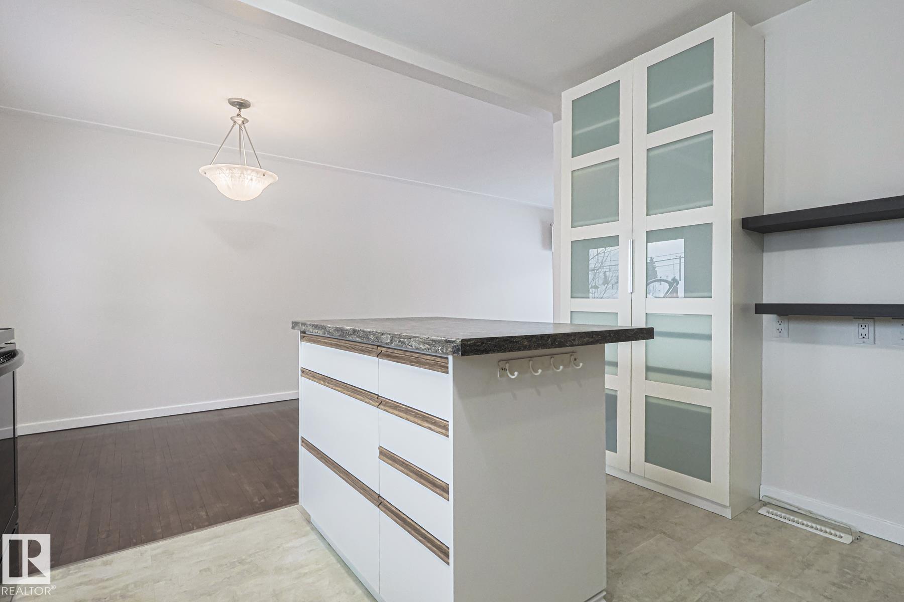 Photo 16 at 13419 102 Street NW, Rosslyn, Edmonton