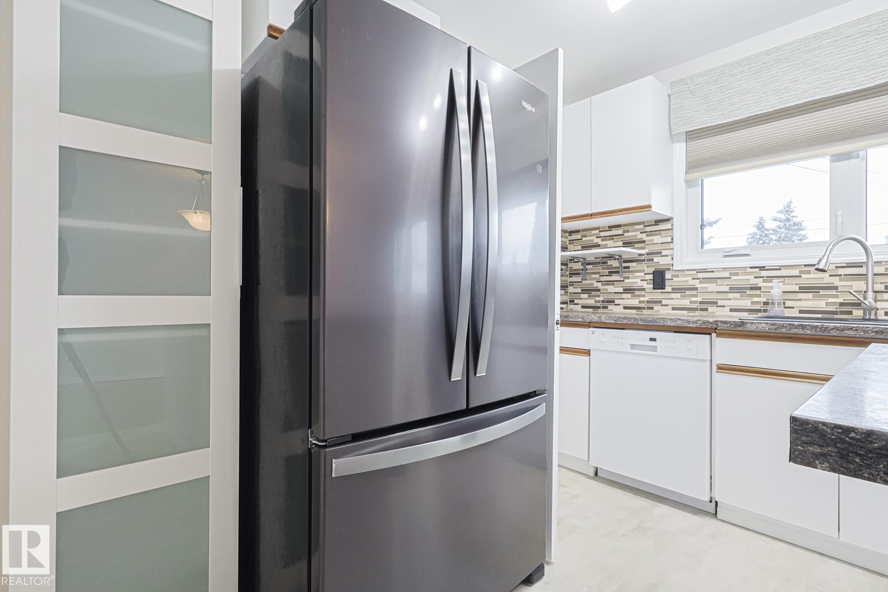 Photo 19 at 13419 102 Street NW, Rosslyn, Edmonton