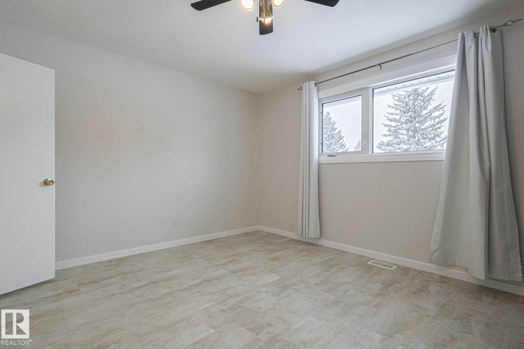 Photo 25 at 13419 102 Street NW, Rosslyn, Edmonton