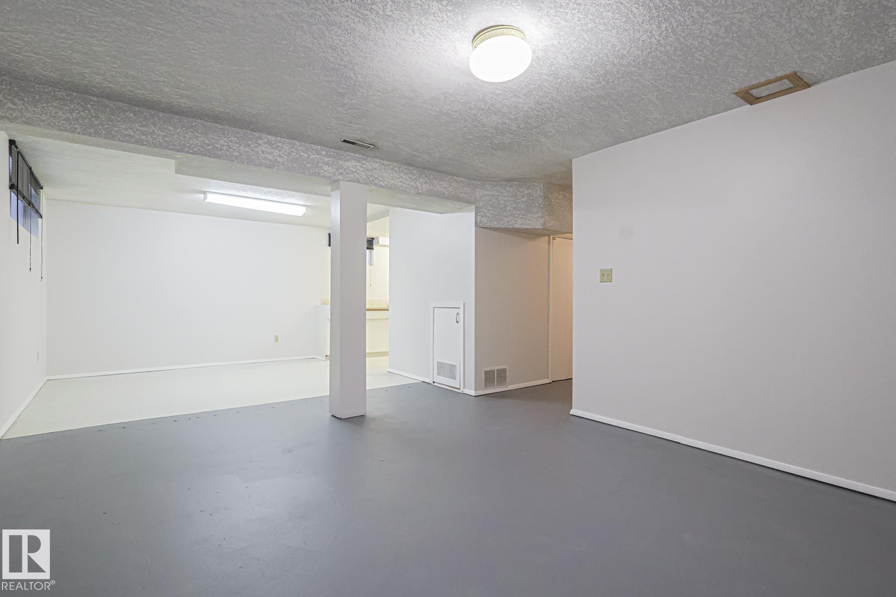 Photo 36 at 13419 102 Street NW, Rosslyn, Edmonton