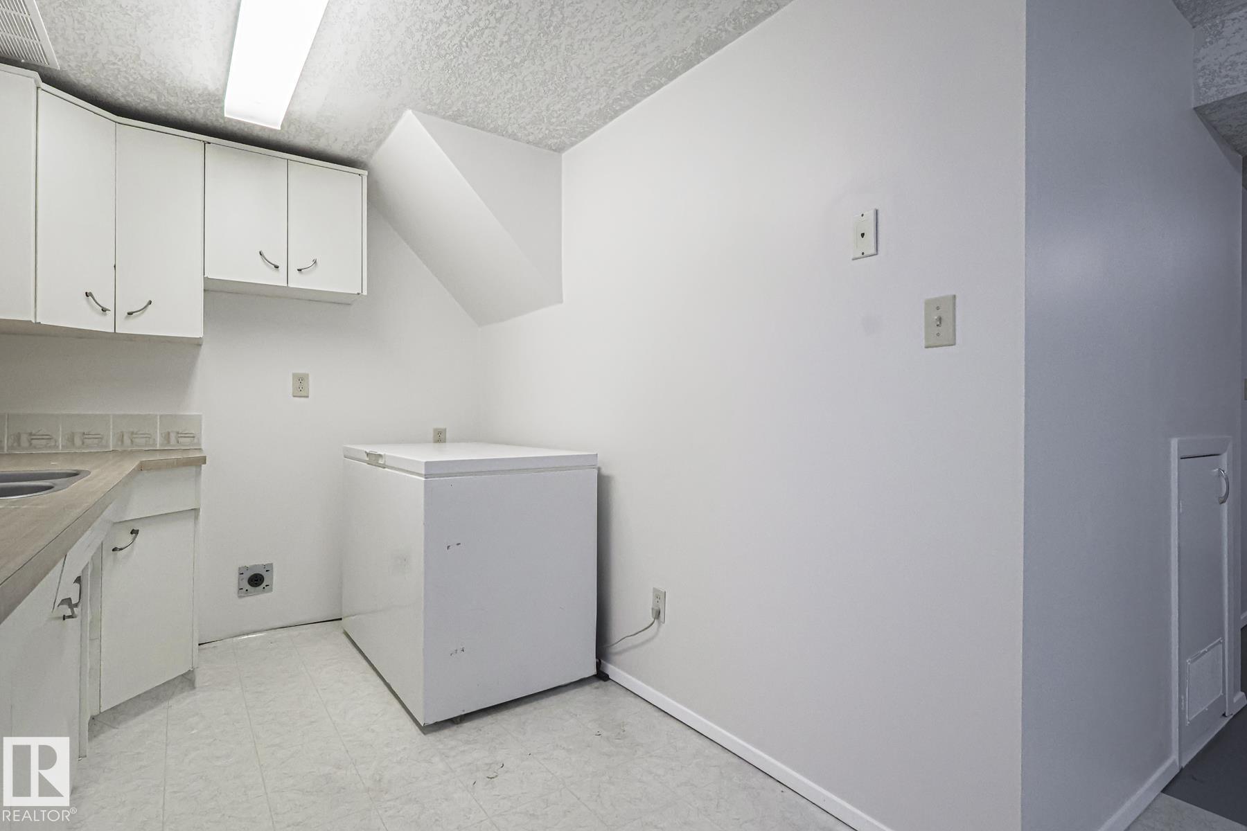 Photo 41 at 13419 102 Street NW, Rosslyn, Edmonton