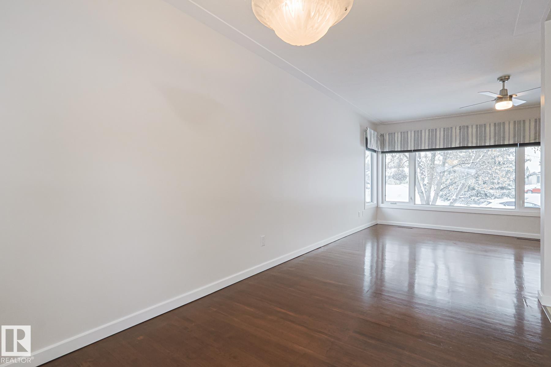 Photo 8 at 13419 102 Street NW, Rosslyn, Edmonton