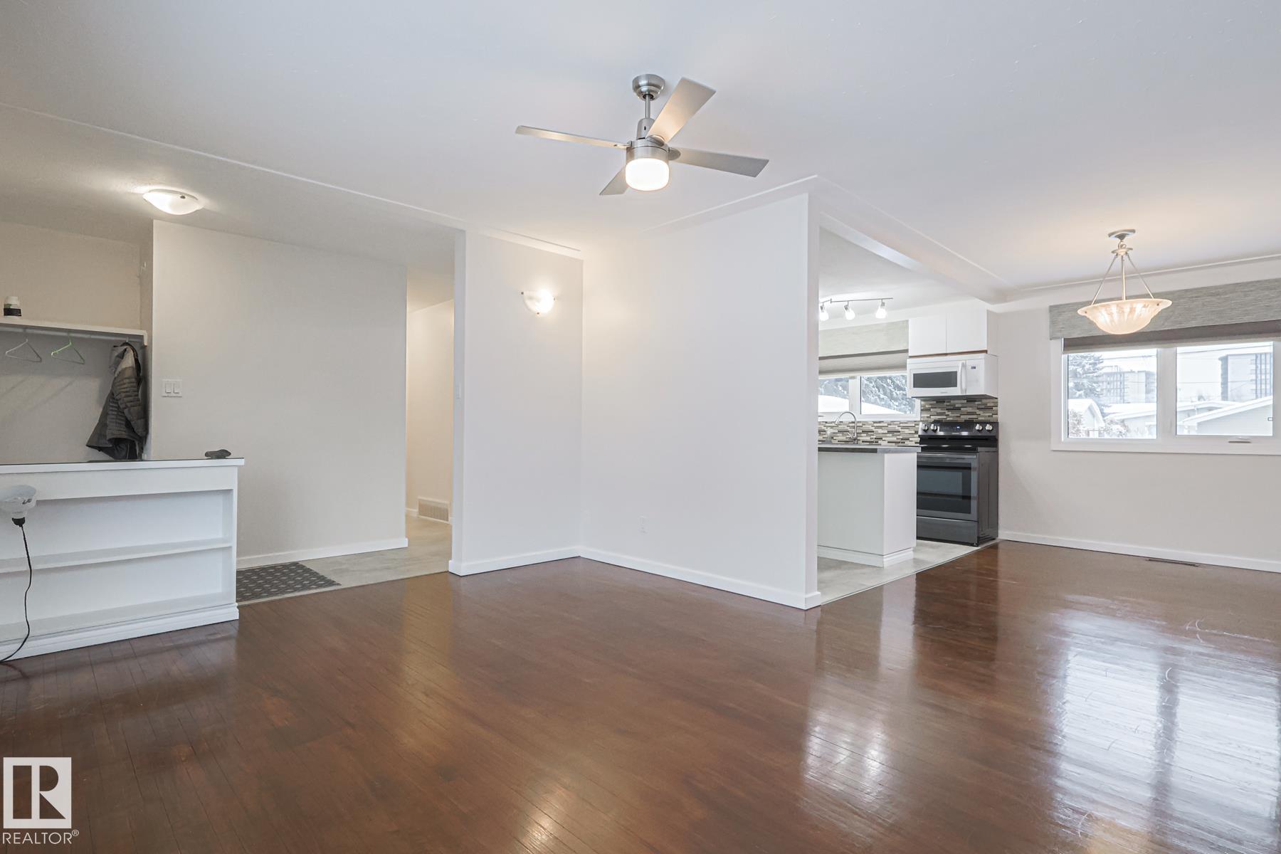 Photo 9 at 13419 102 Street NW, Rosslyn, Edmonton