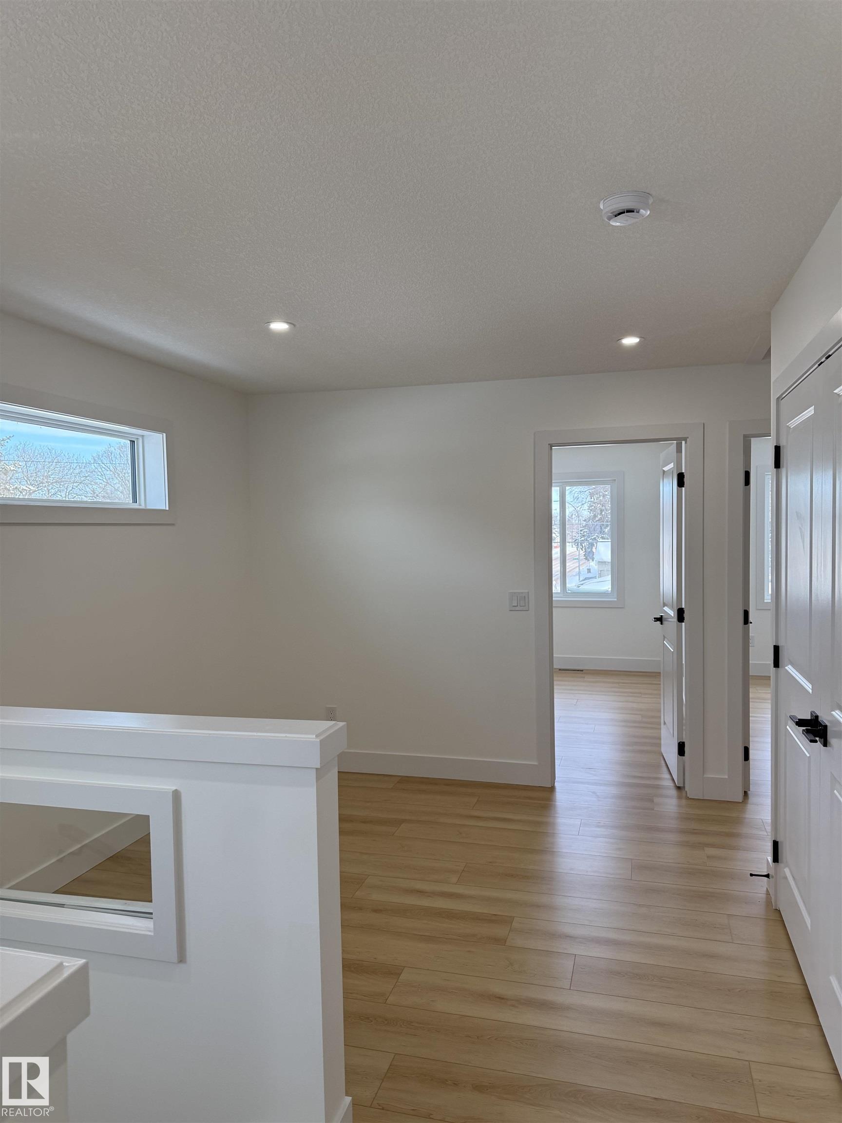 Photo 19 at 12039 41 Street NW, Beacon Heights, Edmonton