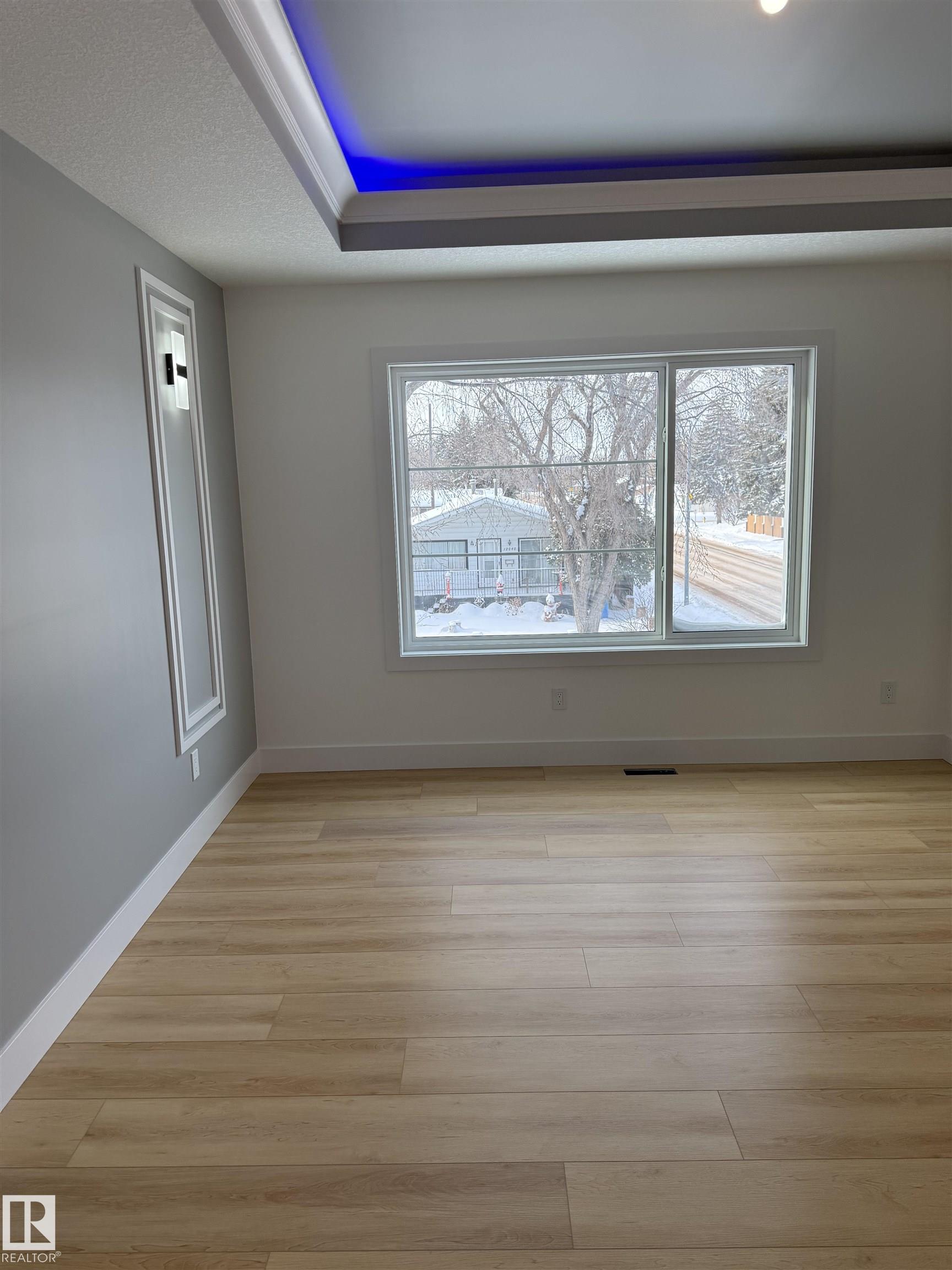 Photo 36 at 12039 41 Street NW, Beacon Heights, Edmonton