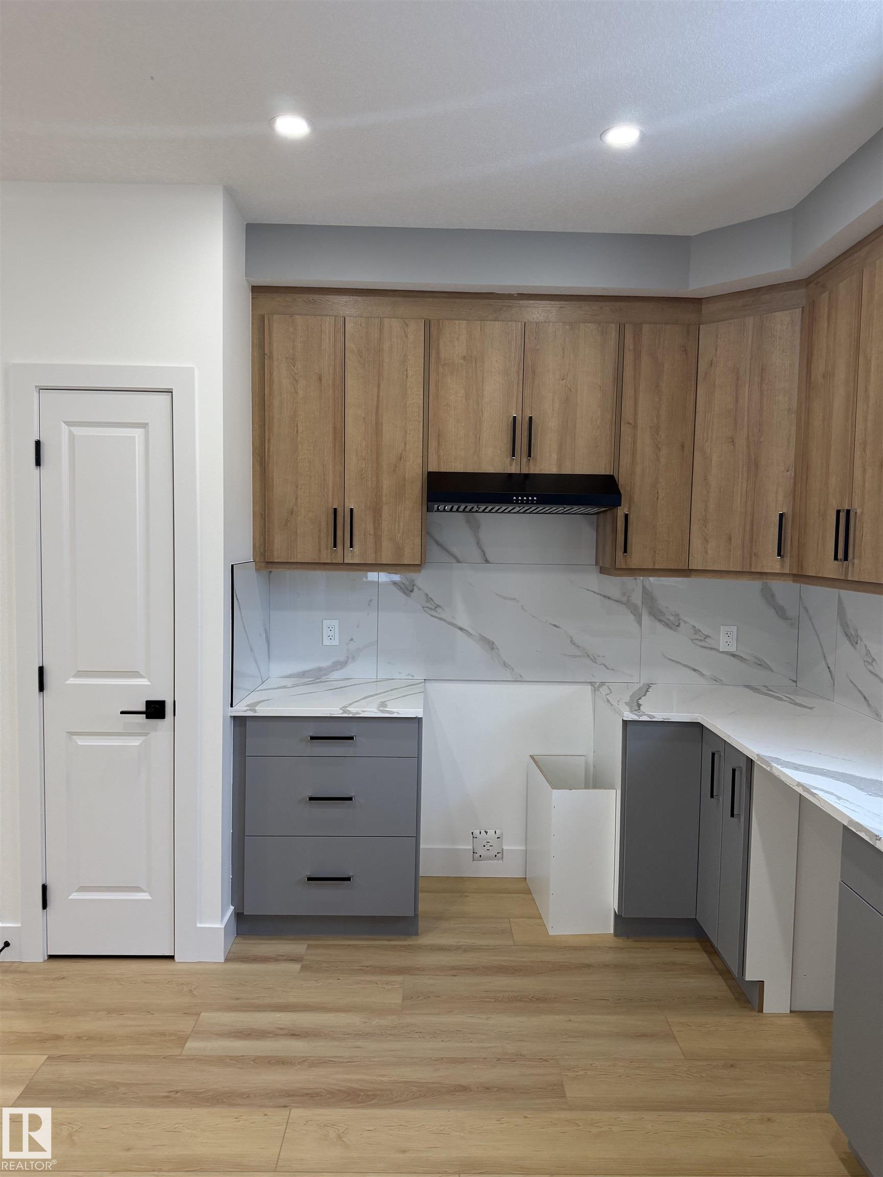 Photo 41 at 12039 41 Street NW, Beacon Heights, Edmonton