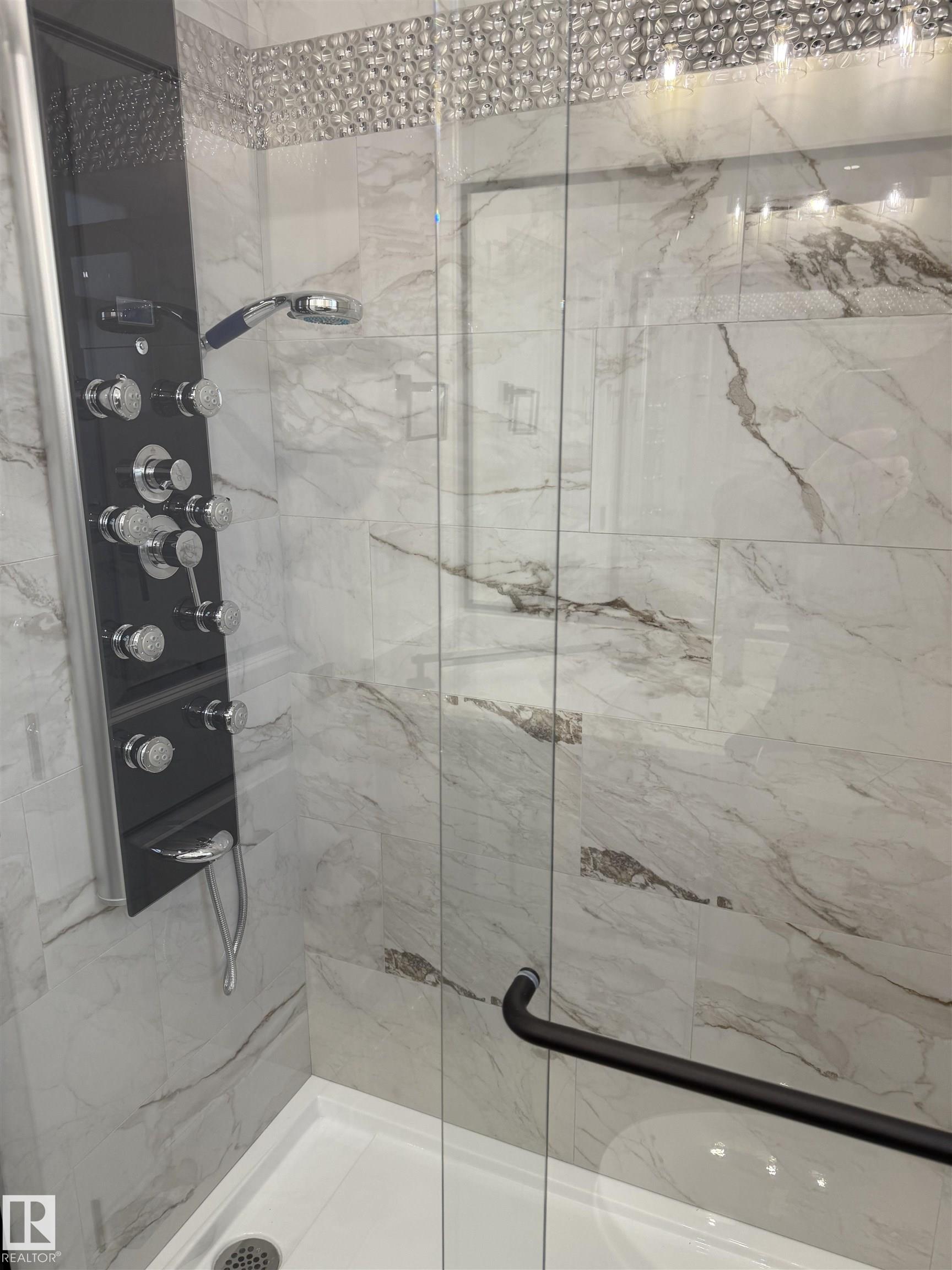 Photo 42 at 12039 41 Street NW, Beacon Heights, Edmonton