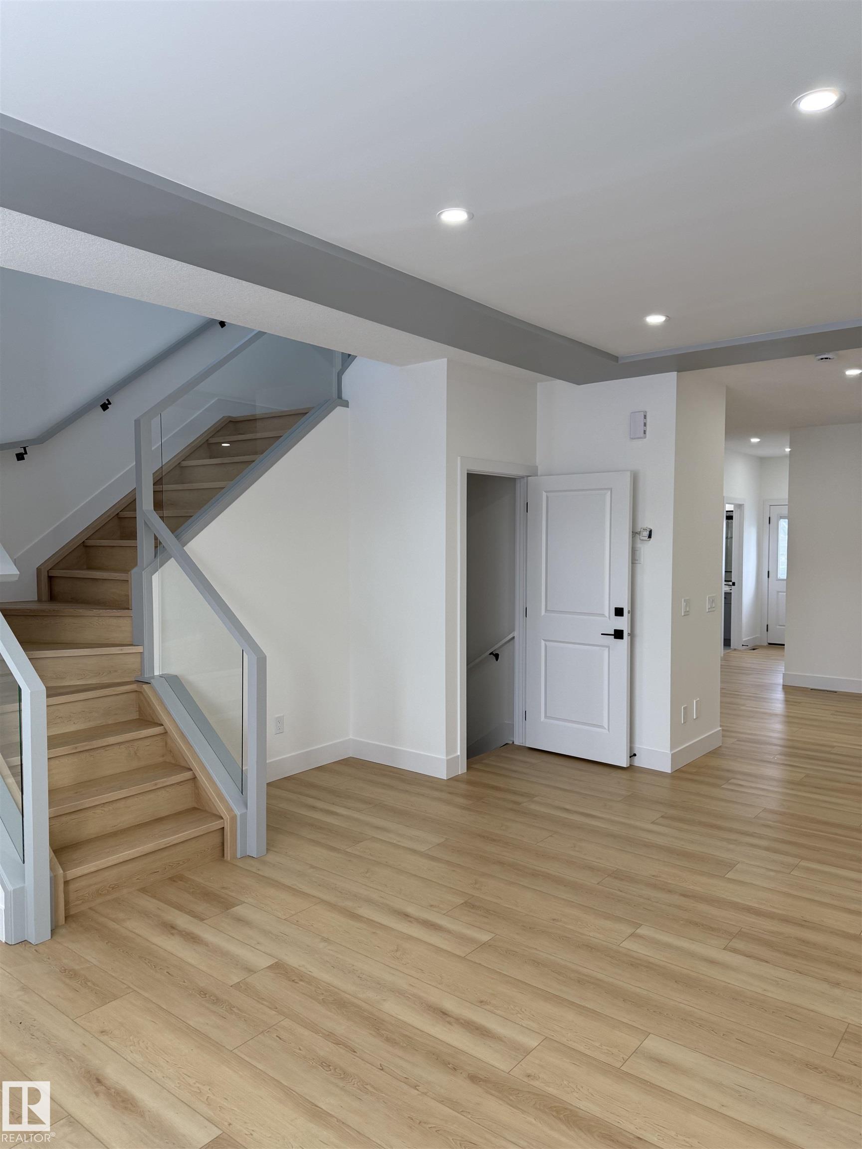 Photo 48 at 12039 41 Street NW, Beacon Heights, Edmonton