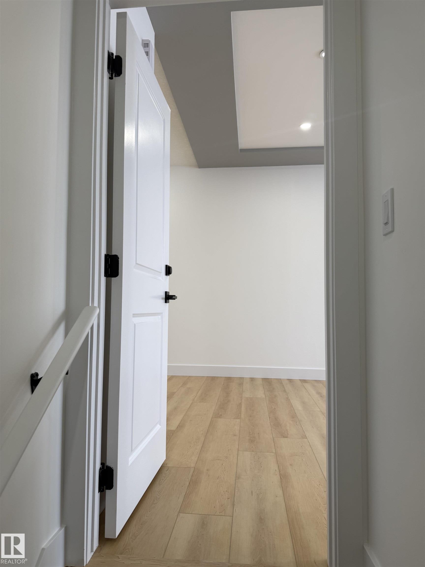 Photo 75 at 12039 41 Street NW, Beacon Heights, Edmonton