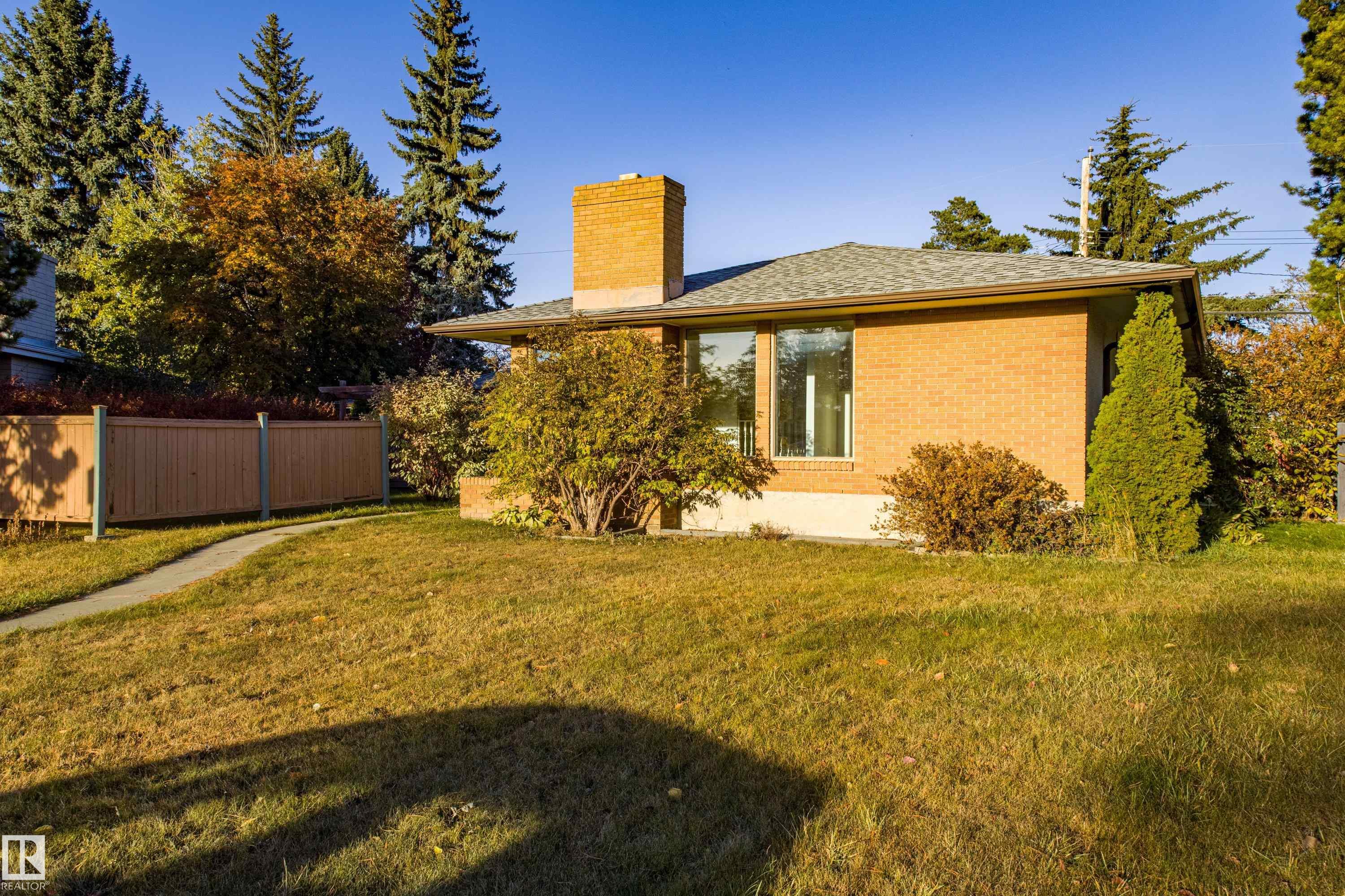 4051 120 Street NW, Aspen Gardens, Edmonton