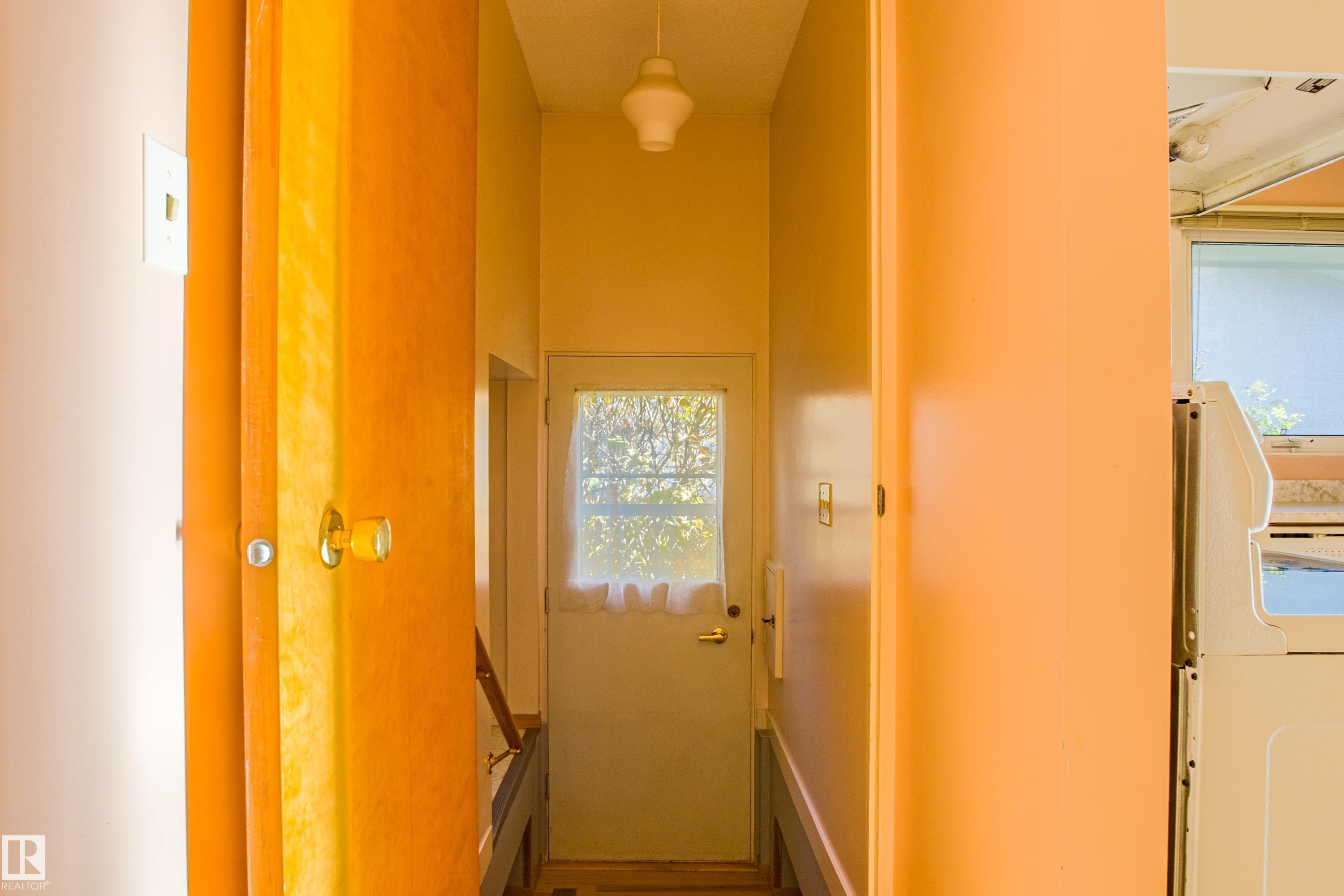 Photo 22 at 4051 120 Street NW, Aspen Gardens, Edmonton