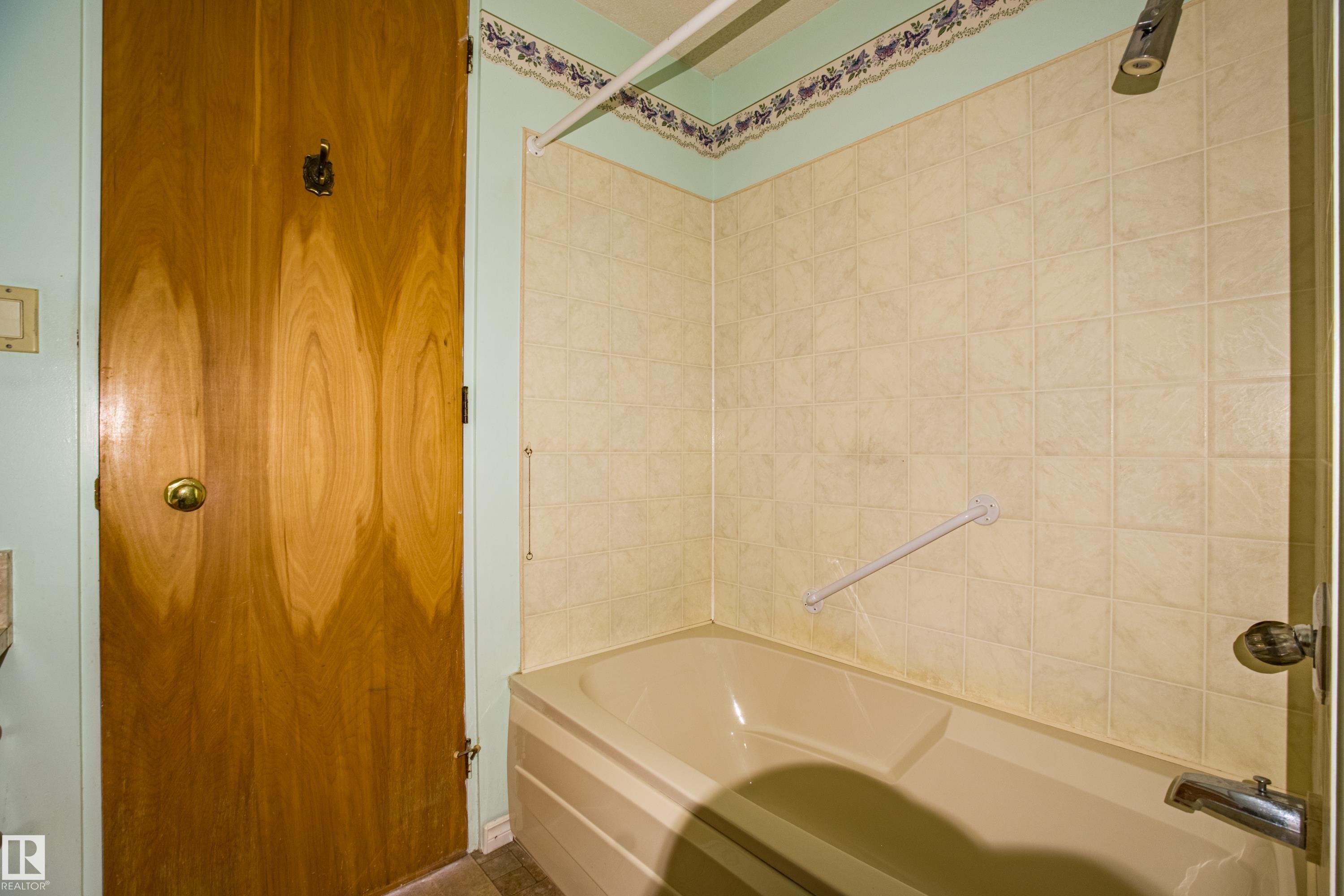 Photo 34 at 4051 120 Street NW, Aspen Gardens, Edmonton