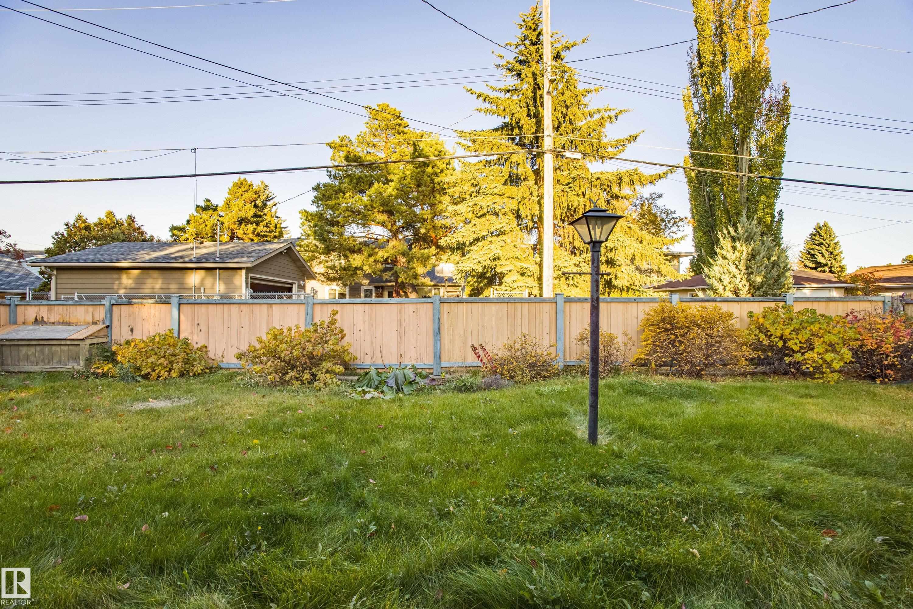 Photo 47 at 4051 120 Street NW, Aspen Gardens, Edmonton