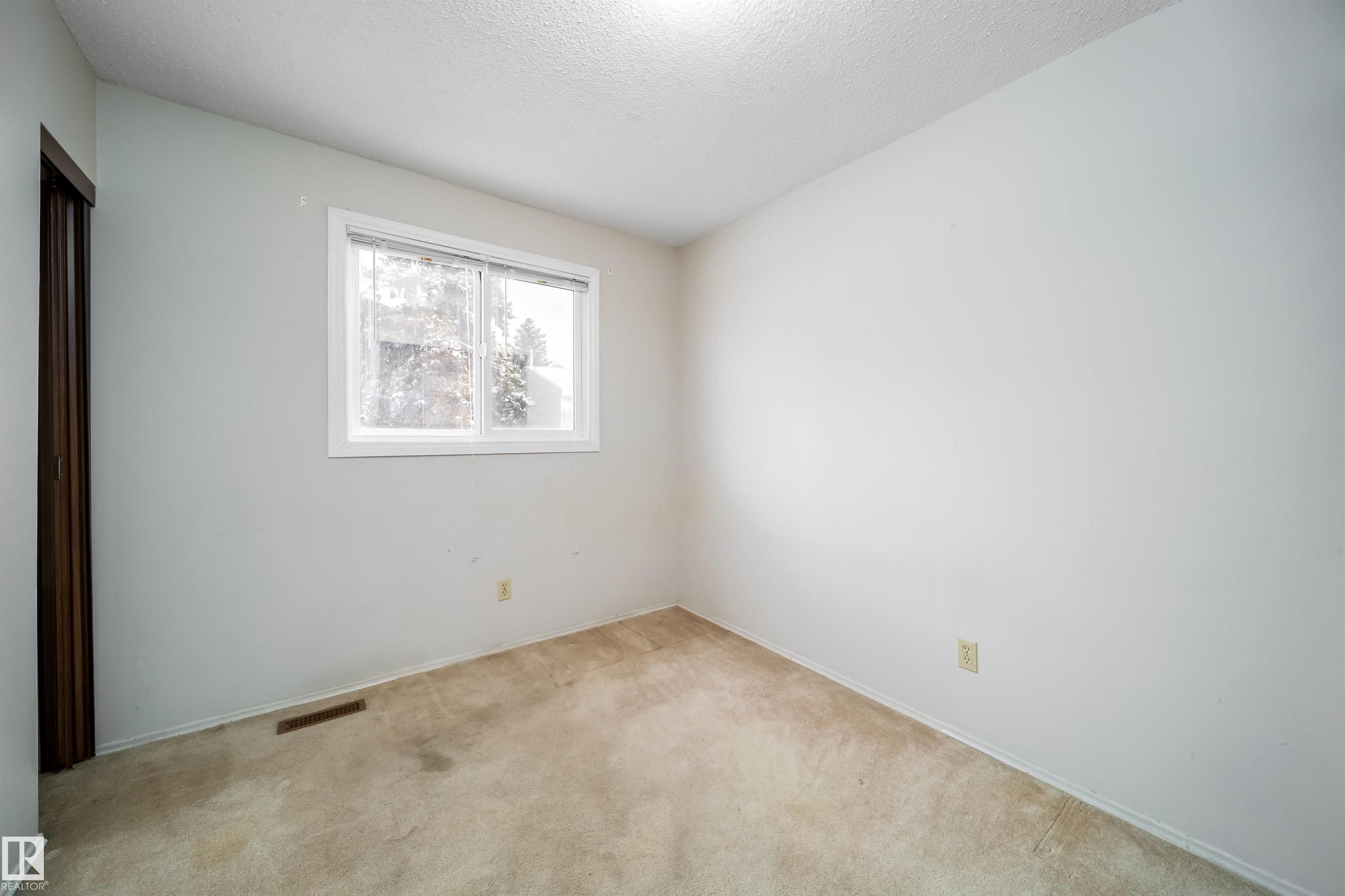 Photo 16 at 18246 91 Avenue NW, Belmead, Edmonton