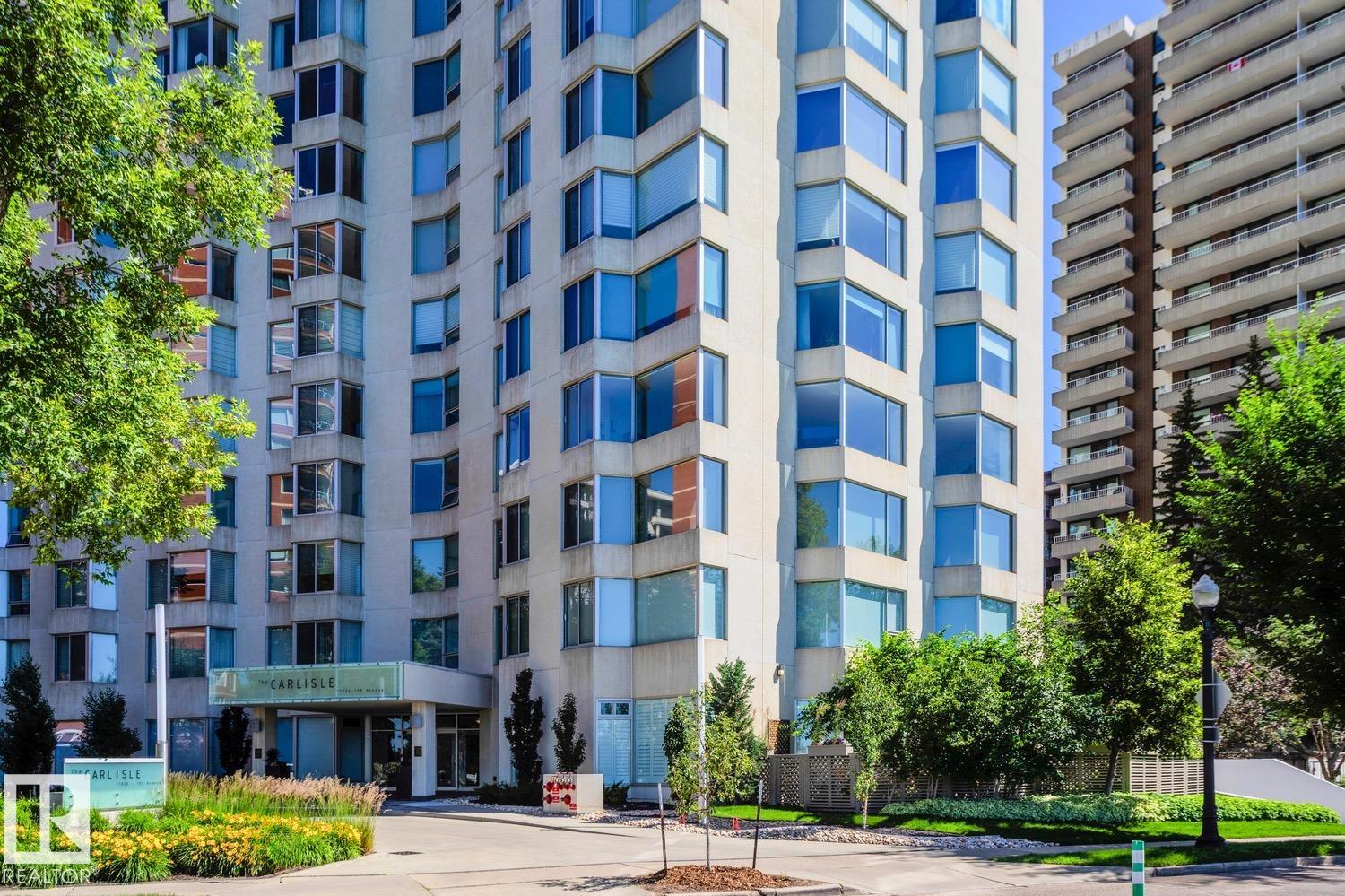 102 - 11826 100 Avenue NW, Wîhkwêntôwin, Edmonton