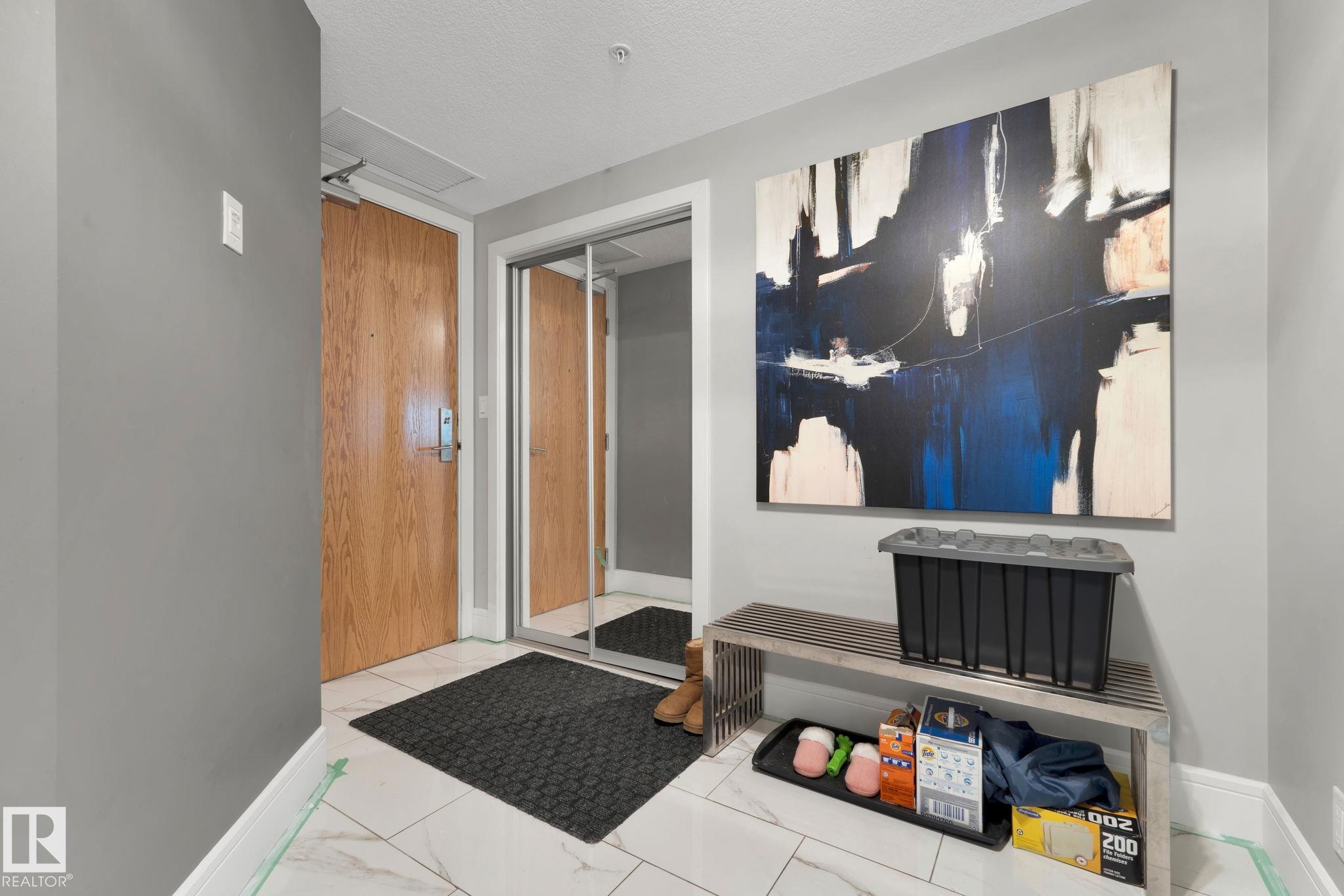 Photo 11 at 901 - 10055 118 Street NW, Wîhkwêntôwin, Edmonton