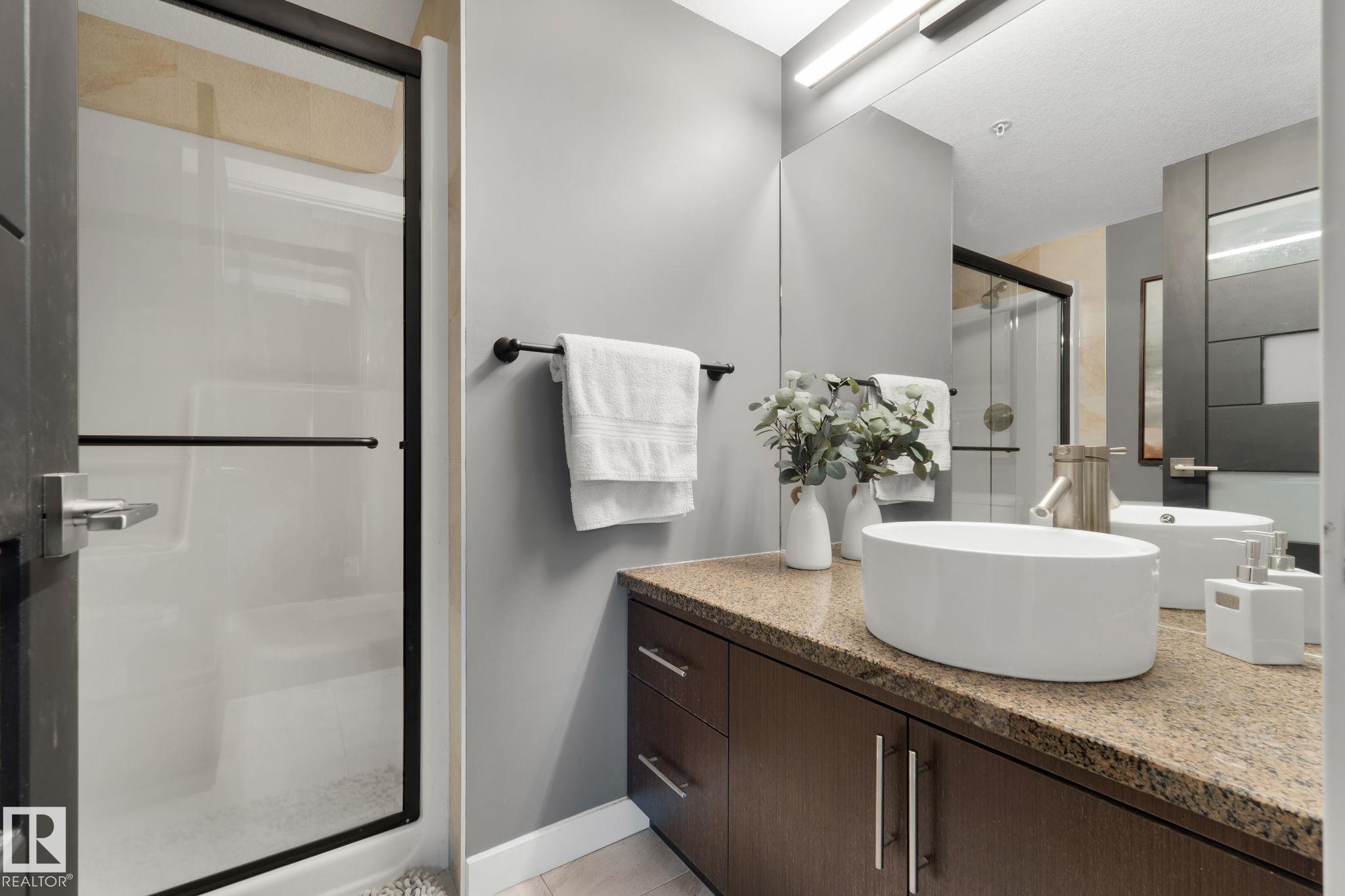 Photo 30 at 901 - 10055 118 Street NW, Wîhkwêntôwin, Edmonton