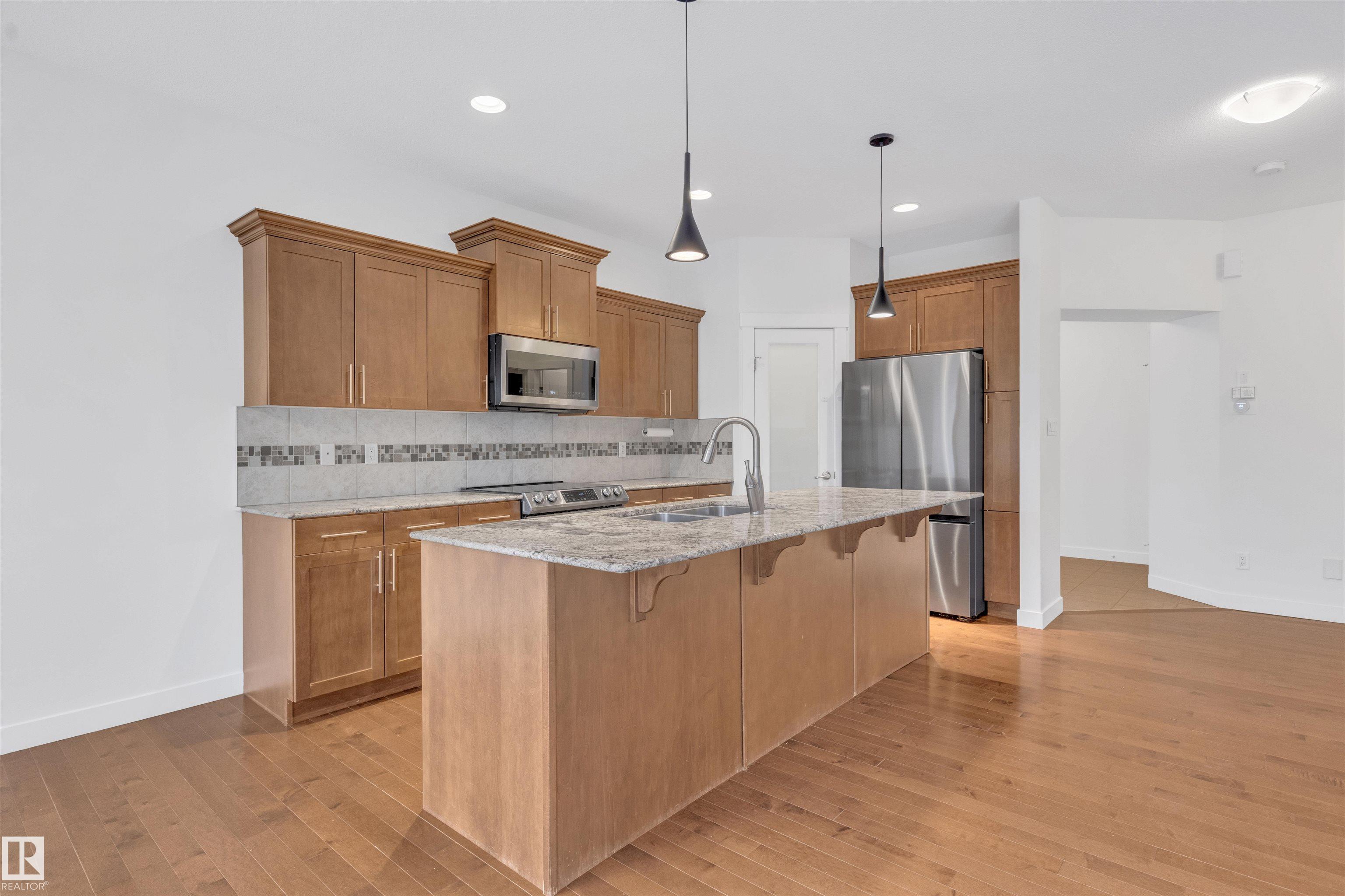 Photo 15 at 1422 Chahley Place NW, Cameron Heights, Edmonton