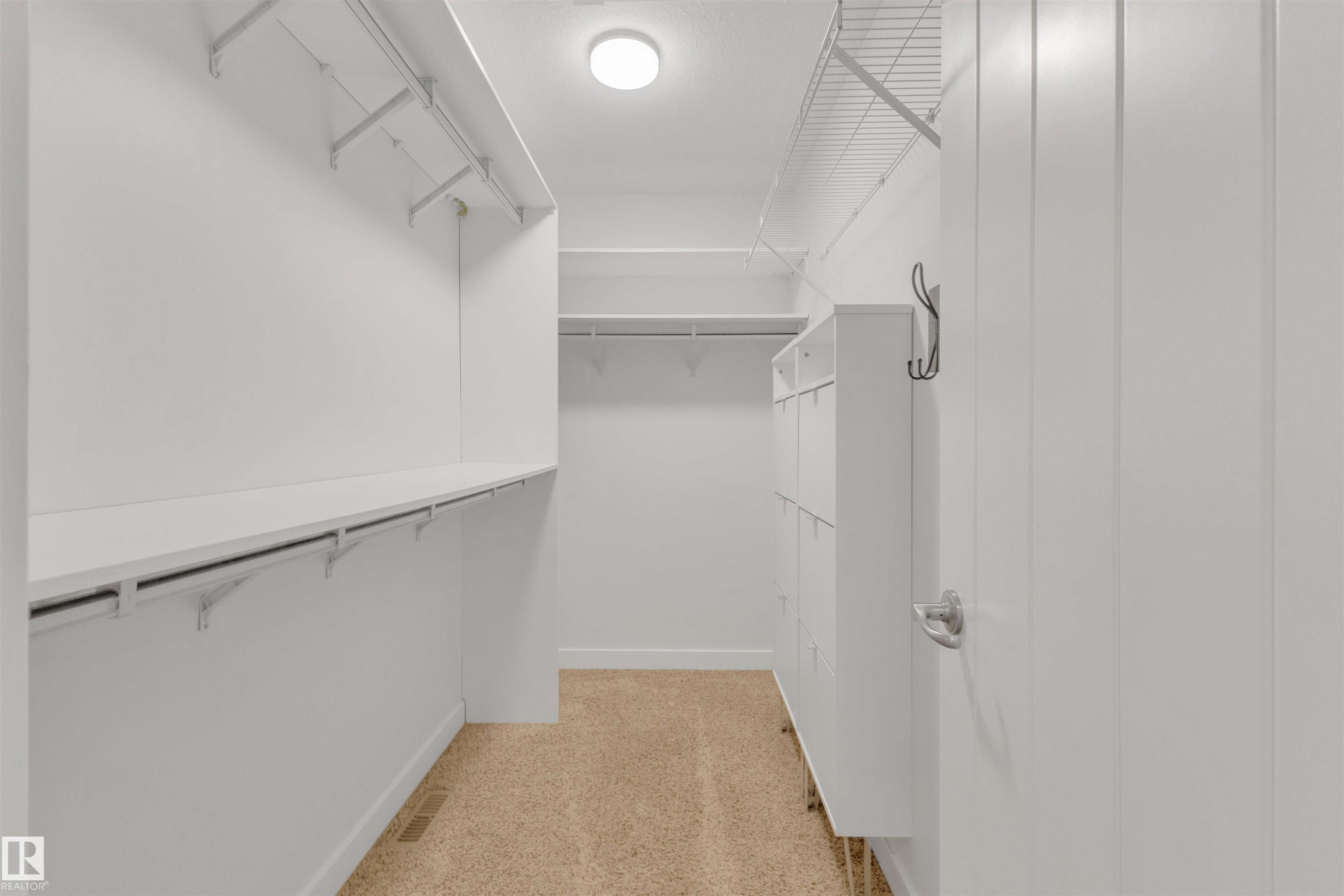 Photo 32 at 1422 Chahley Place NW, Cameron Heights, Edmonton