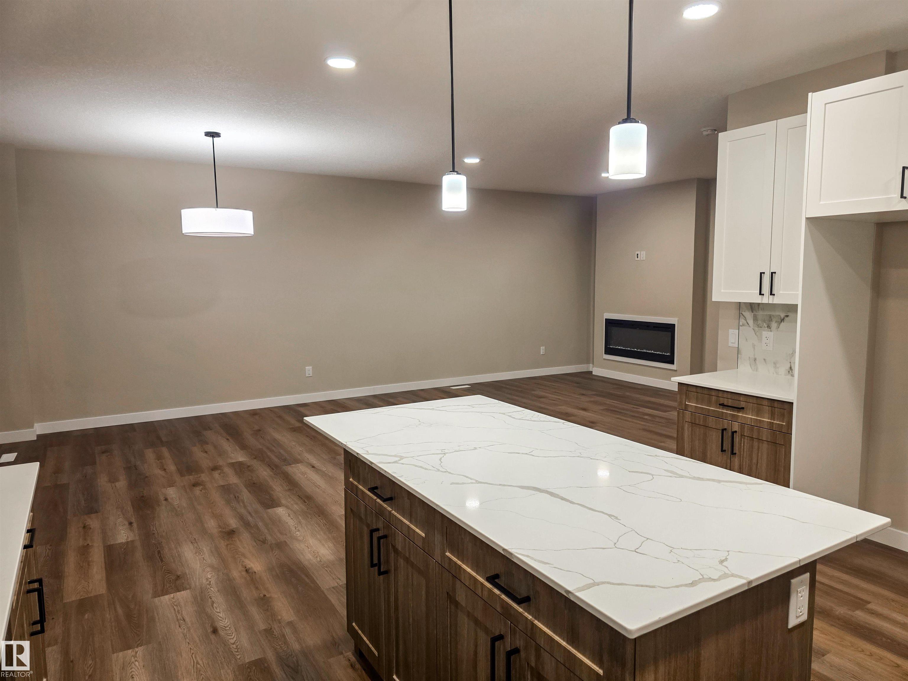 Photo 6 at 3 Emerson Landing, Easton, Spruce Grove